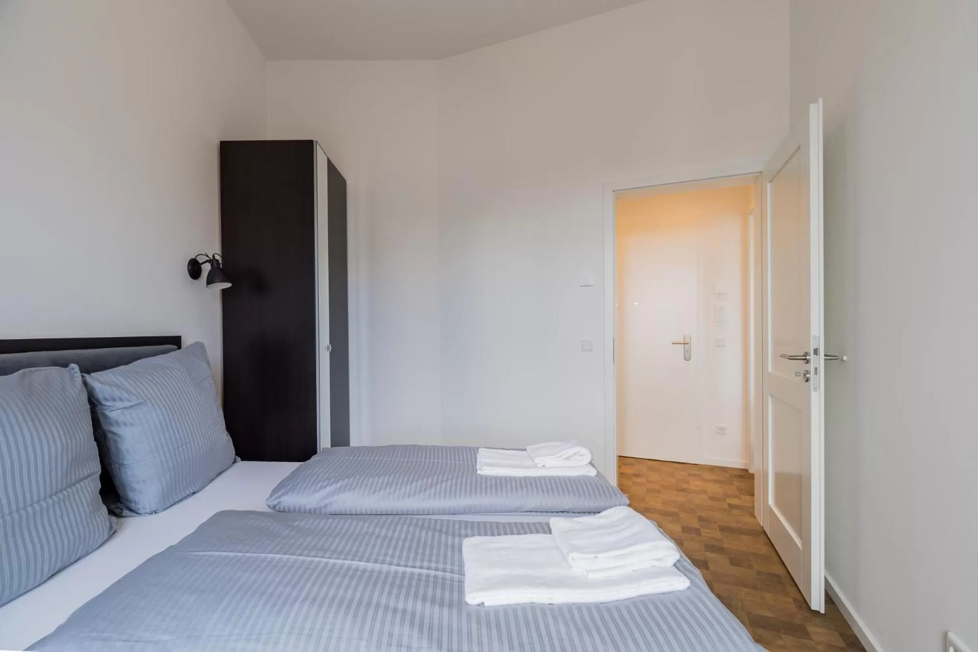 Bedroom, Bed in Nena Apartments Hermannplatz