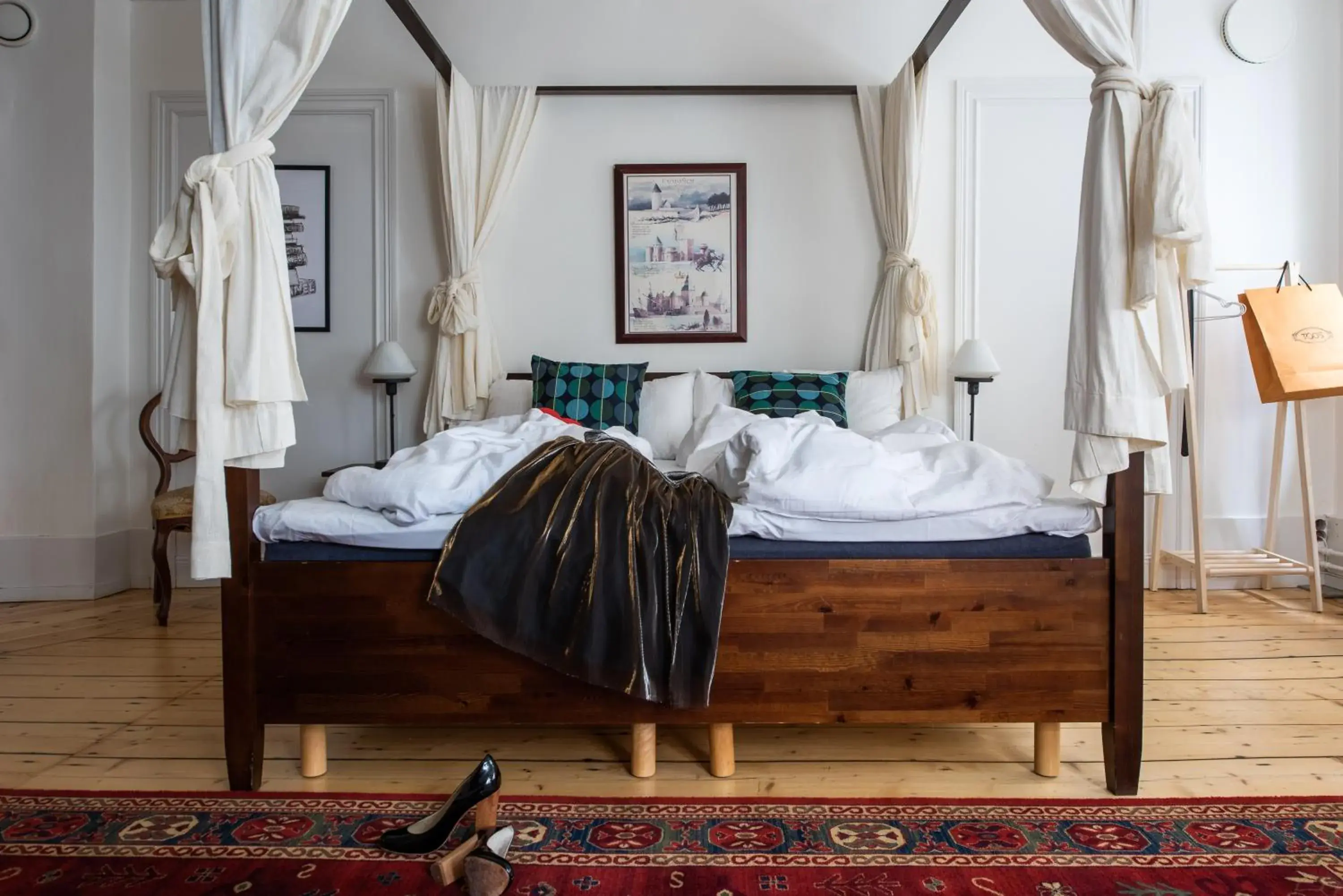 Bedroom, Bed in Castle House Inn