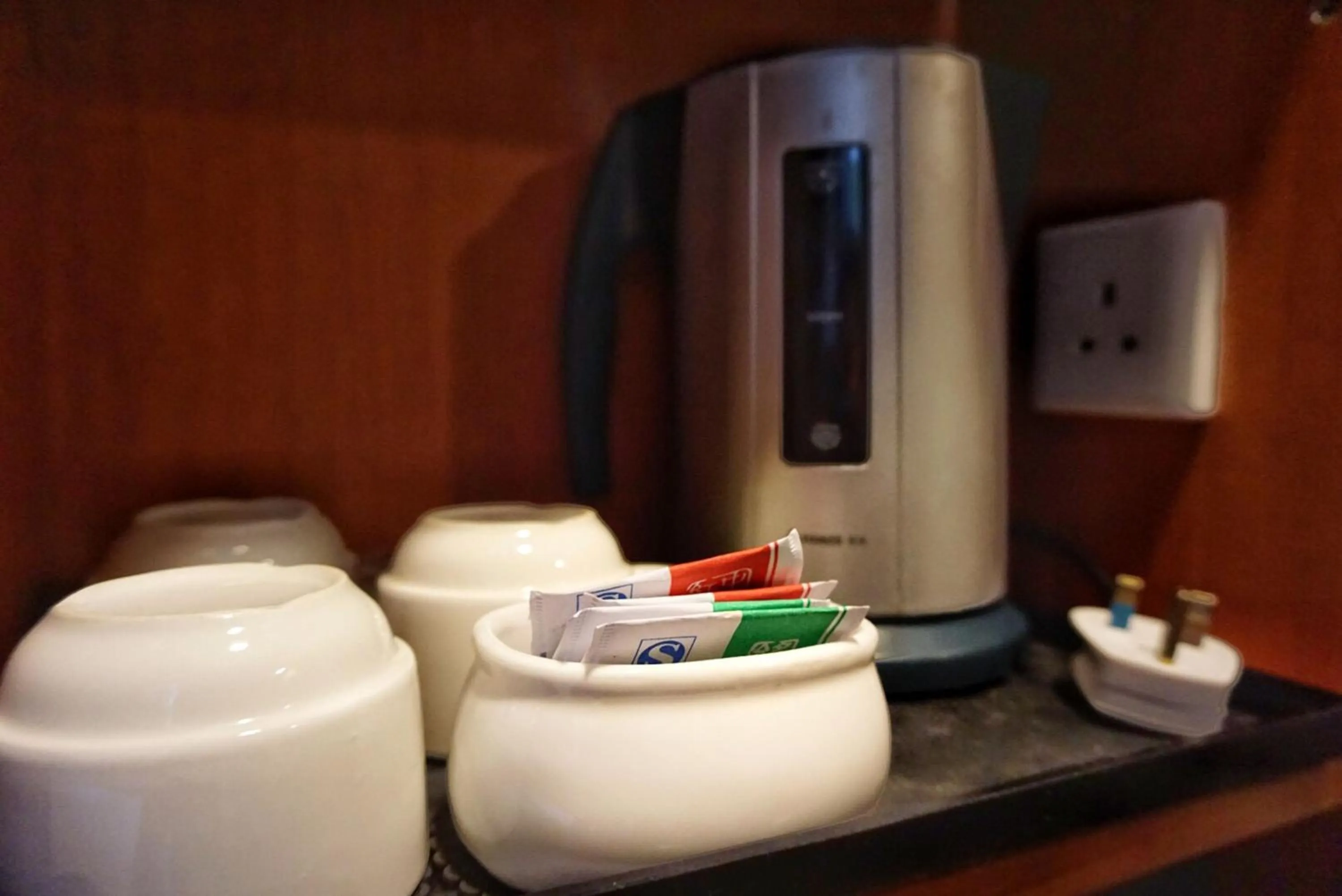 Food and drinks in Lander Hotel Prince Edward