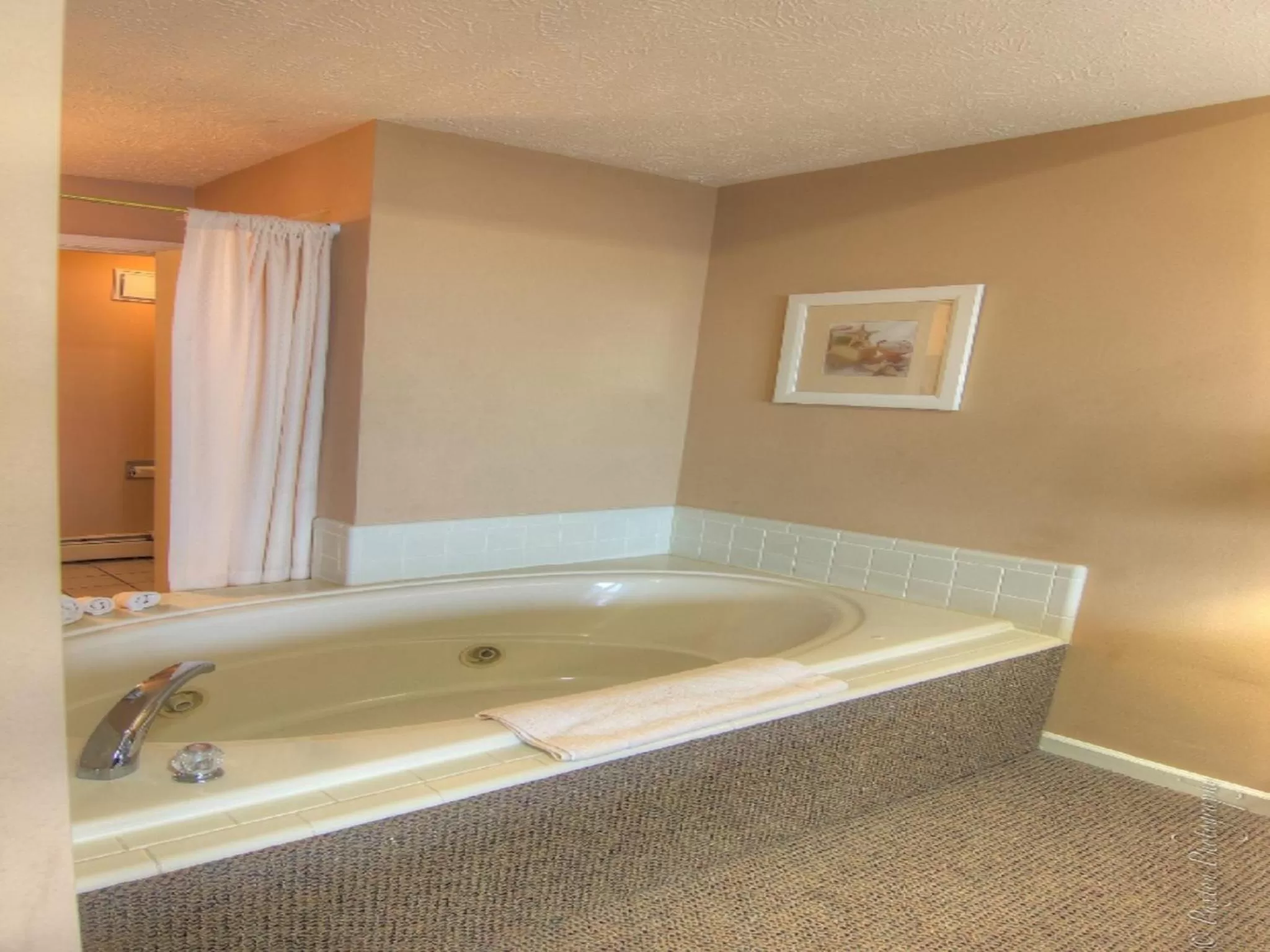 Bathroom in Pointes North Beachfront Resort Hotel