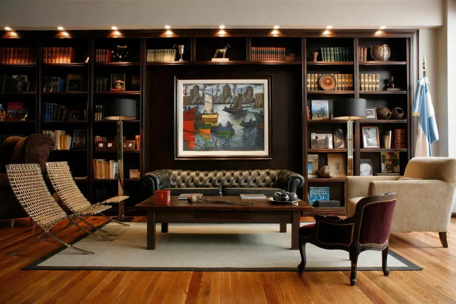 Communal lounge/ TV room, Library in Legado Mitico Buenos Aires