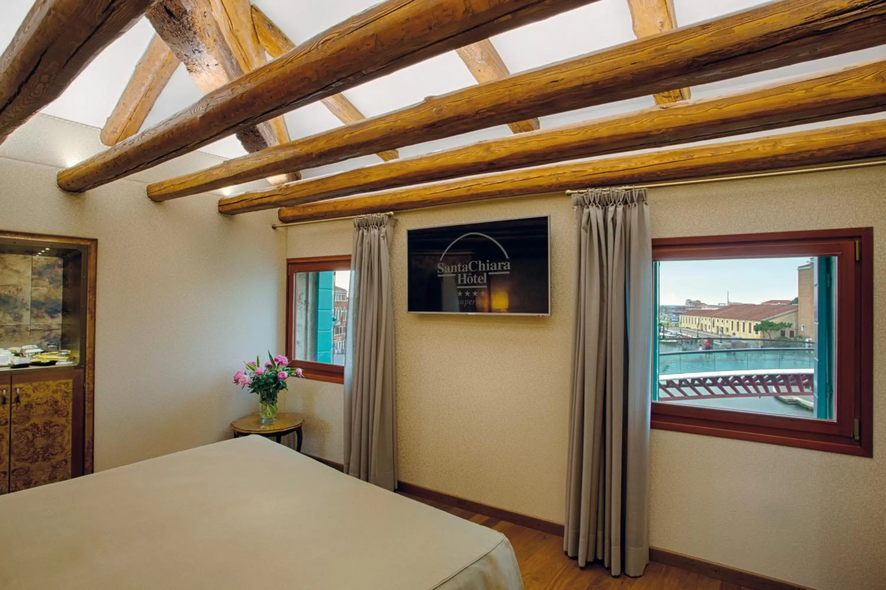 River view, Bed in Hotel Santa Chiara