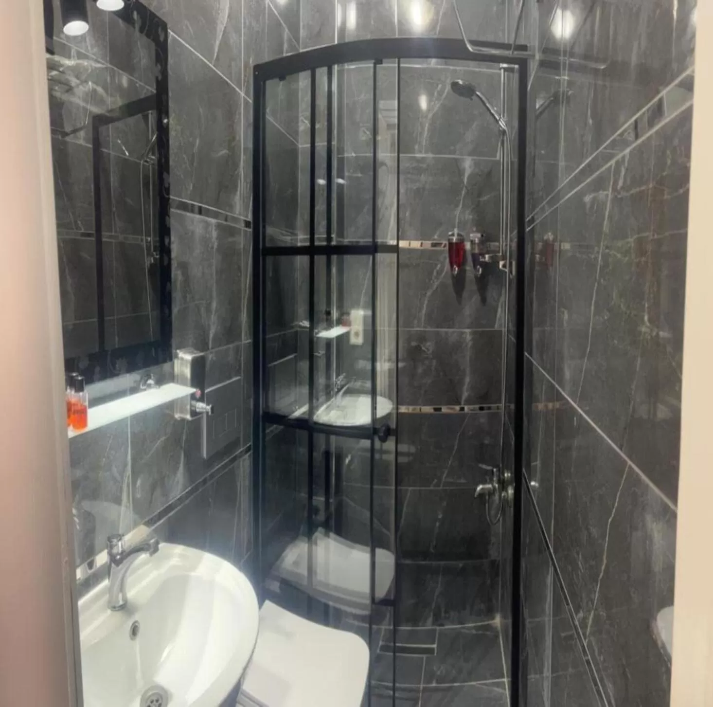 Shower, Bathroom in Old City Family Hotel