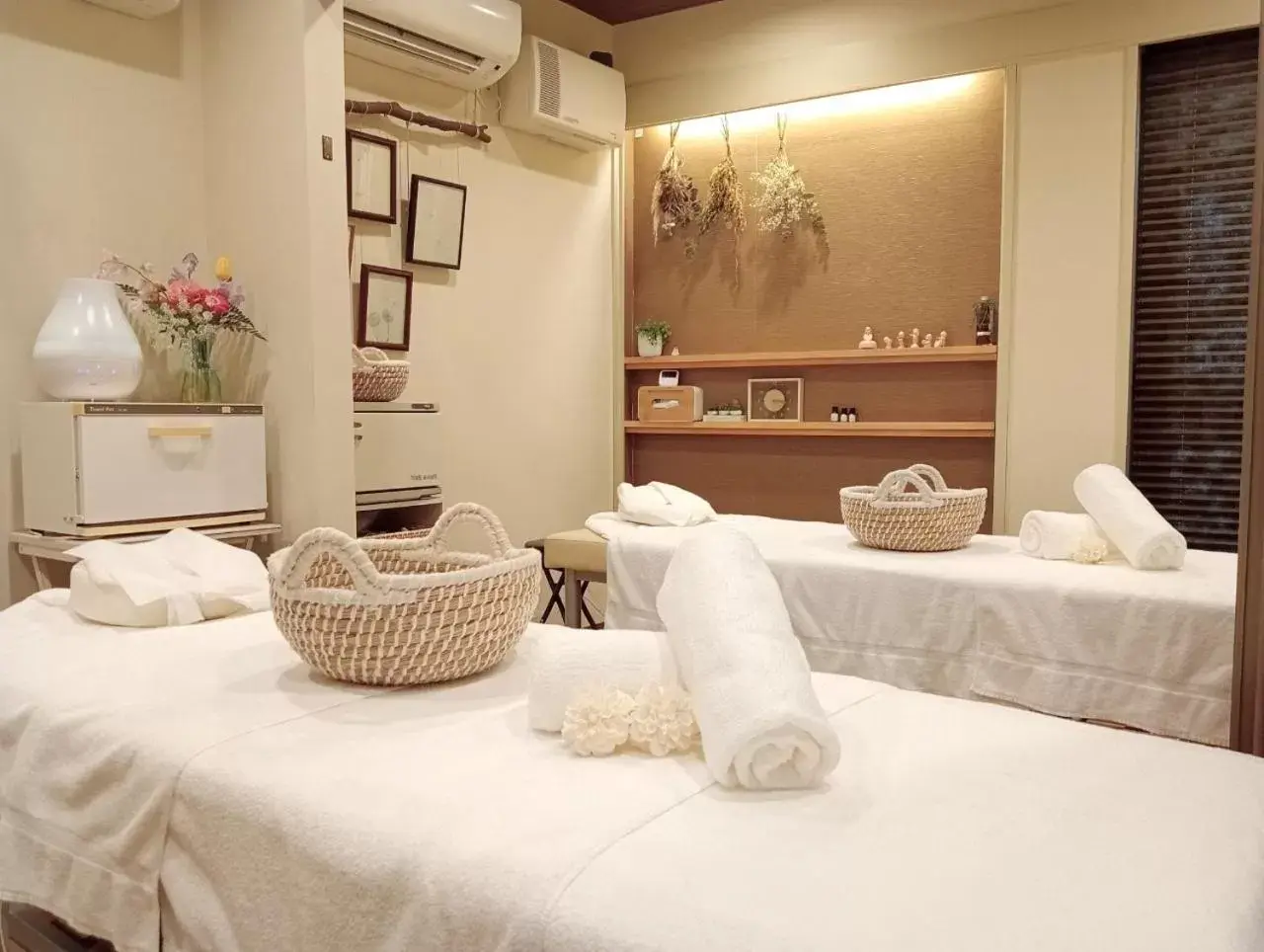 Spa and wellness centre/facilities, Bed in Art Hotel Narita Spa and wellness centre/facilities, Bed in Art Hotel Narita