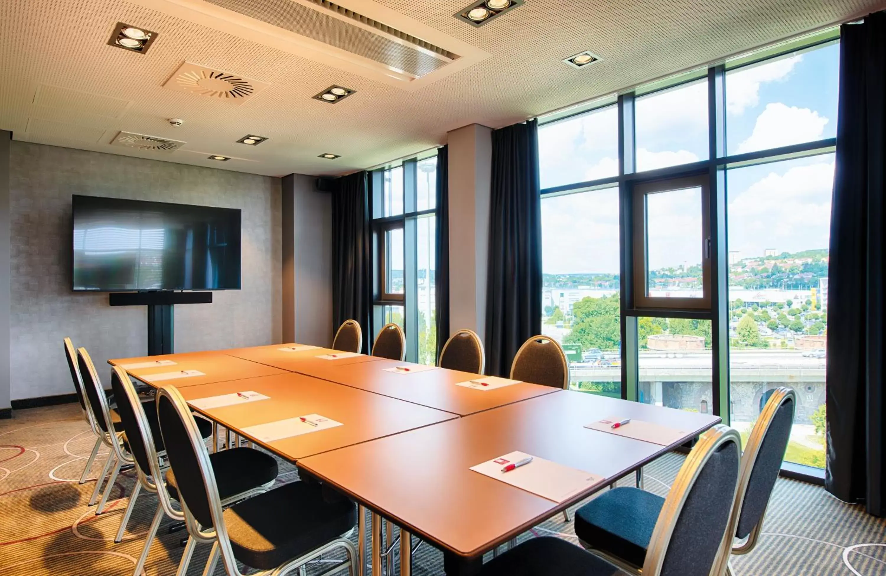 Meeting/conference room in Leonardo Royal Hotel Ulm