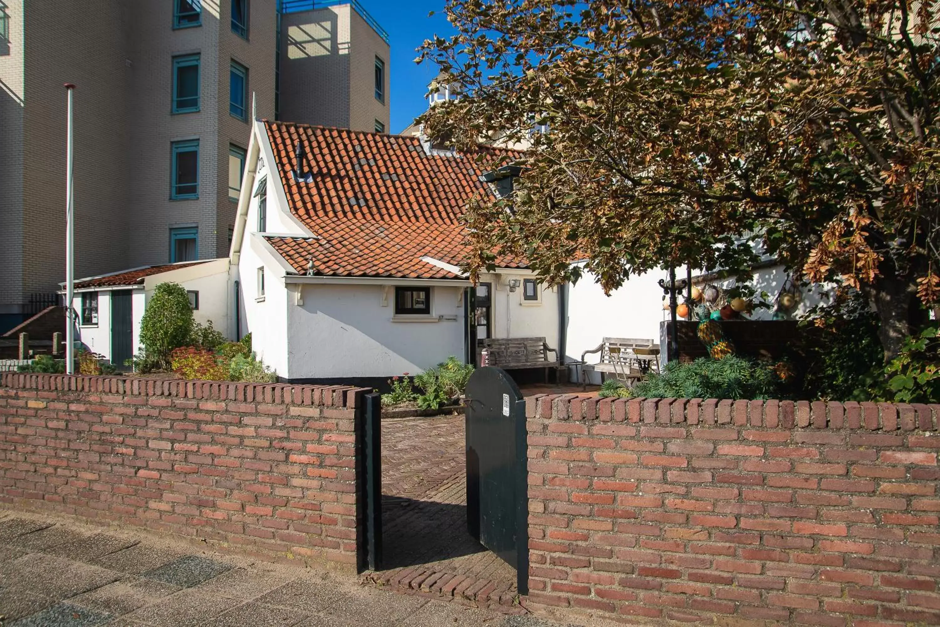 Property building in Two Brothers Noordwijk Beach Property building in Two Brothers Noordwijk Beach