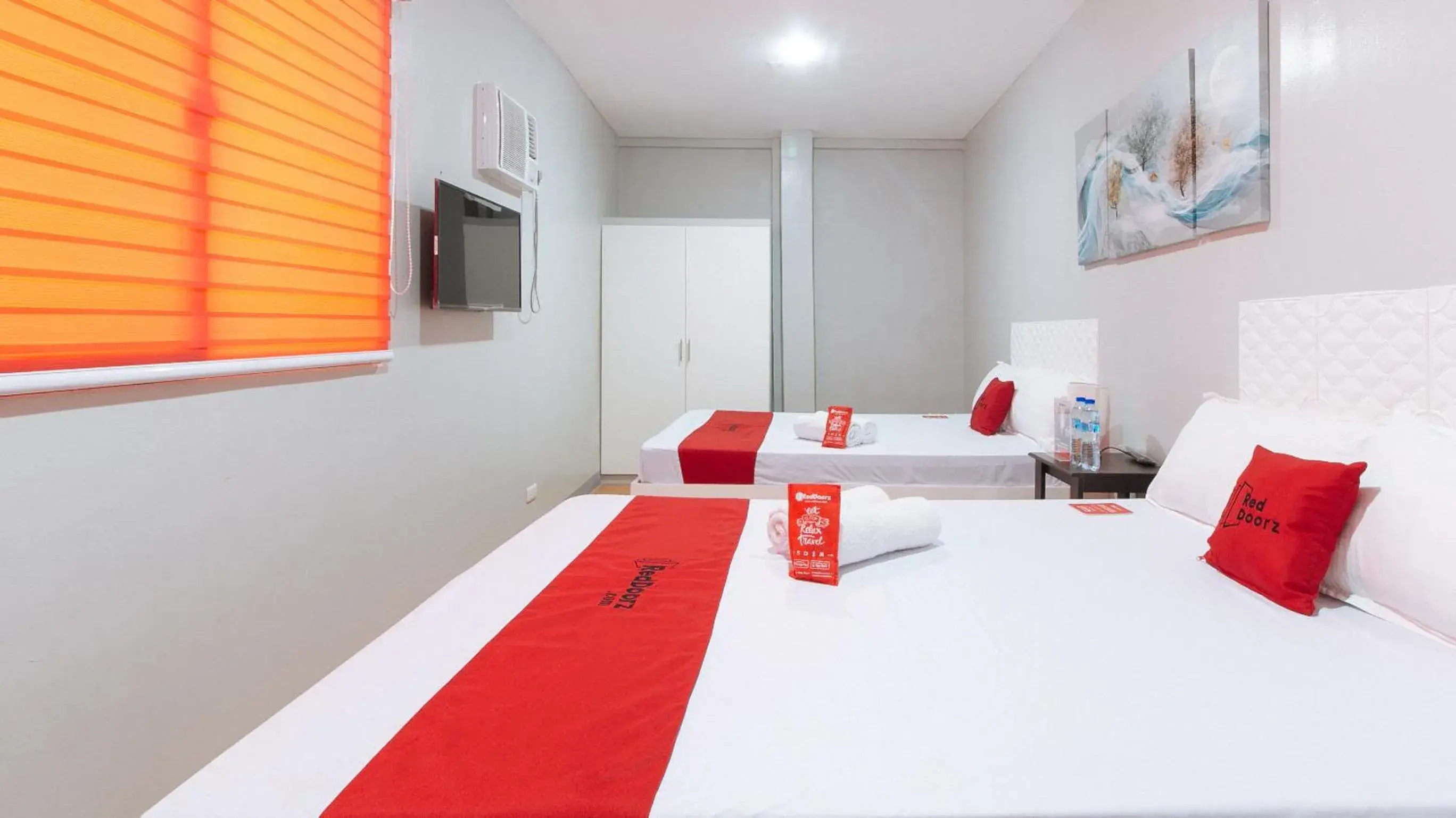 Bedroom in RedDoorz near Christ the King Medical Center