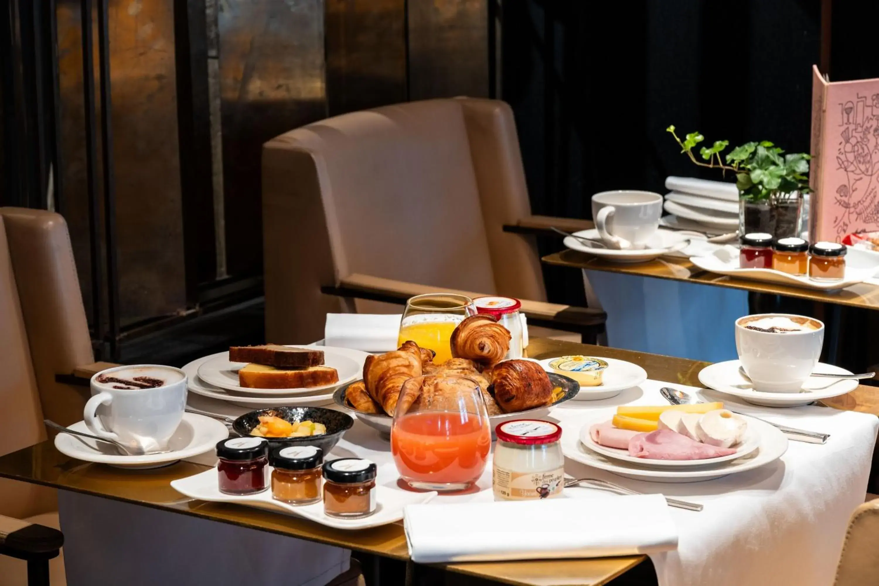 Breakfast, Restaurant/Places to Eat in Le Metropolitan a Tribute Portfolio Hotel Paris