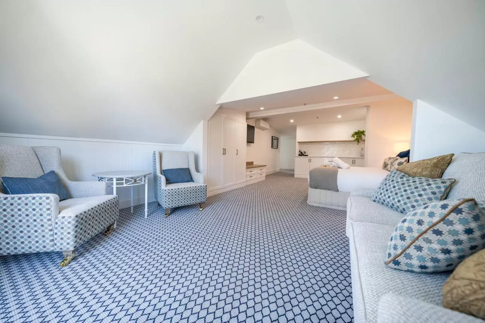 Living room, Seating Area in Seahorse Inn Hotel & Villas