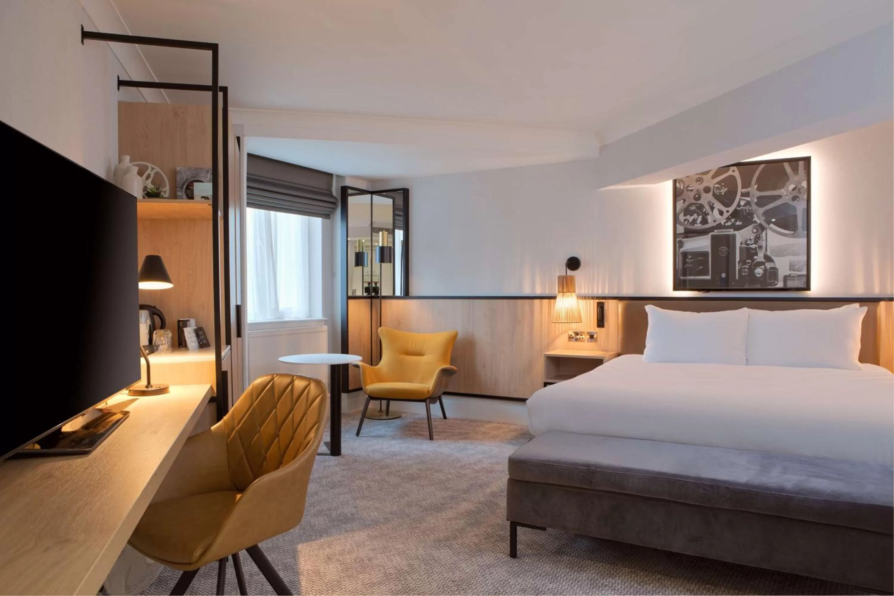 Bedroom, Bed in DoubleTree by Hilton London Elstree