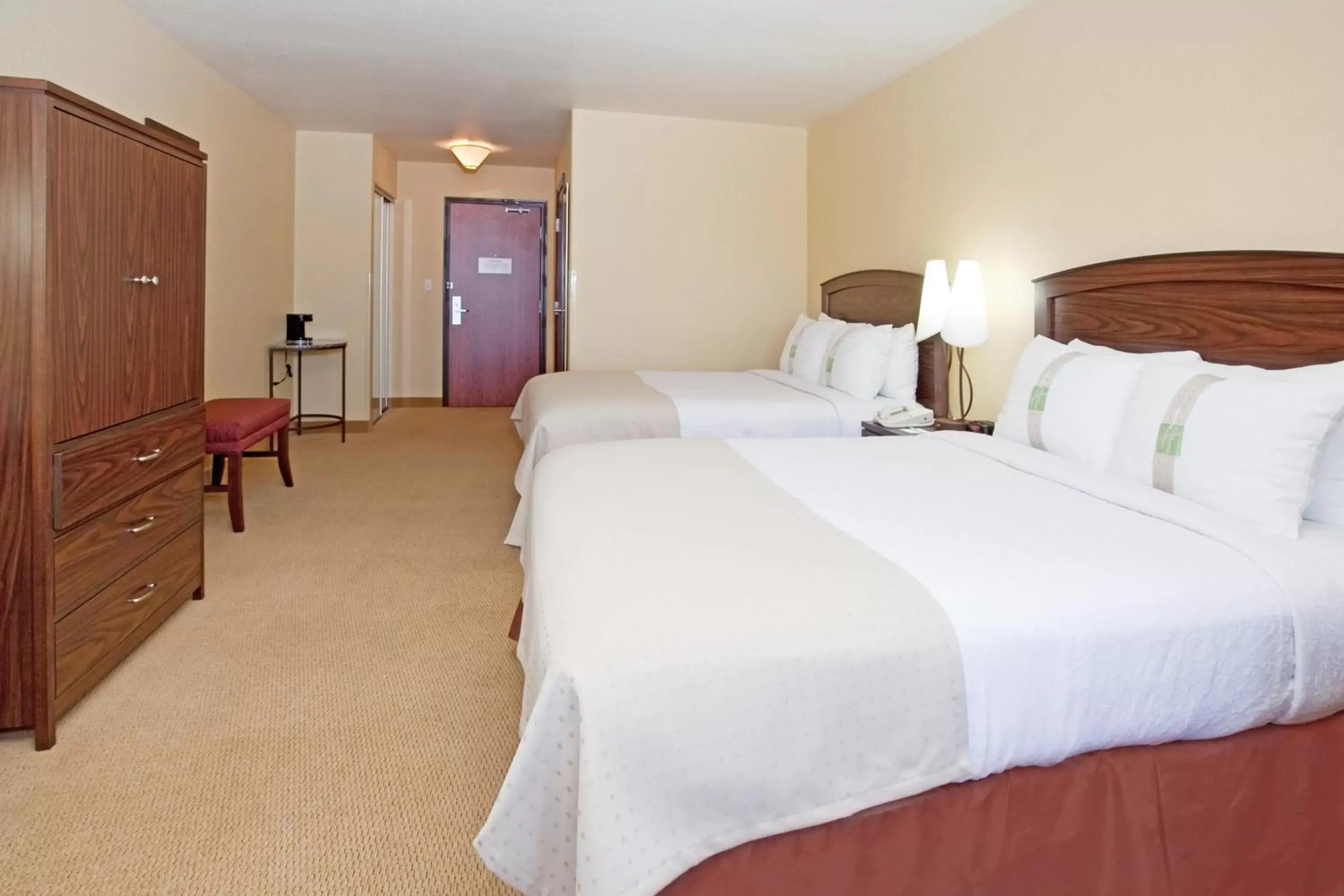 Photo of the whole room, Bed in Holiday Inn Denver-Parker-E470/Parker Road, an IHG Hotel