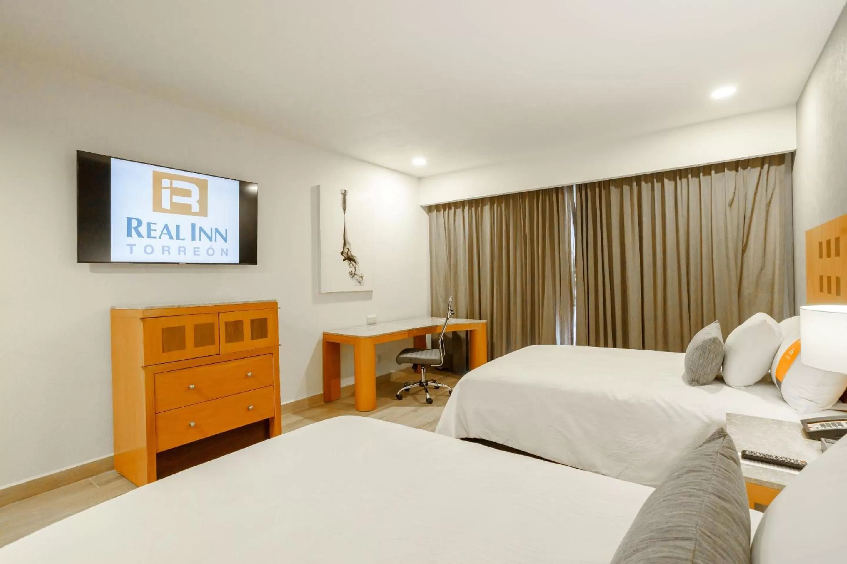 Bedroom, Bed in Real Inn Torreon