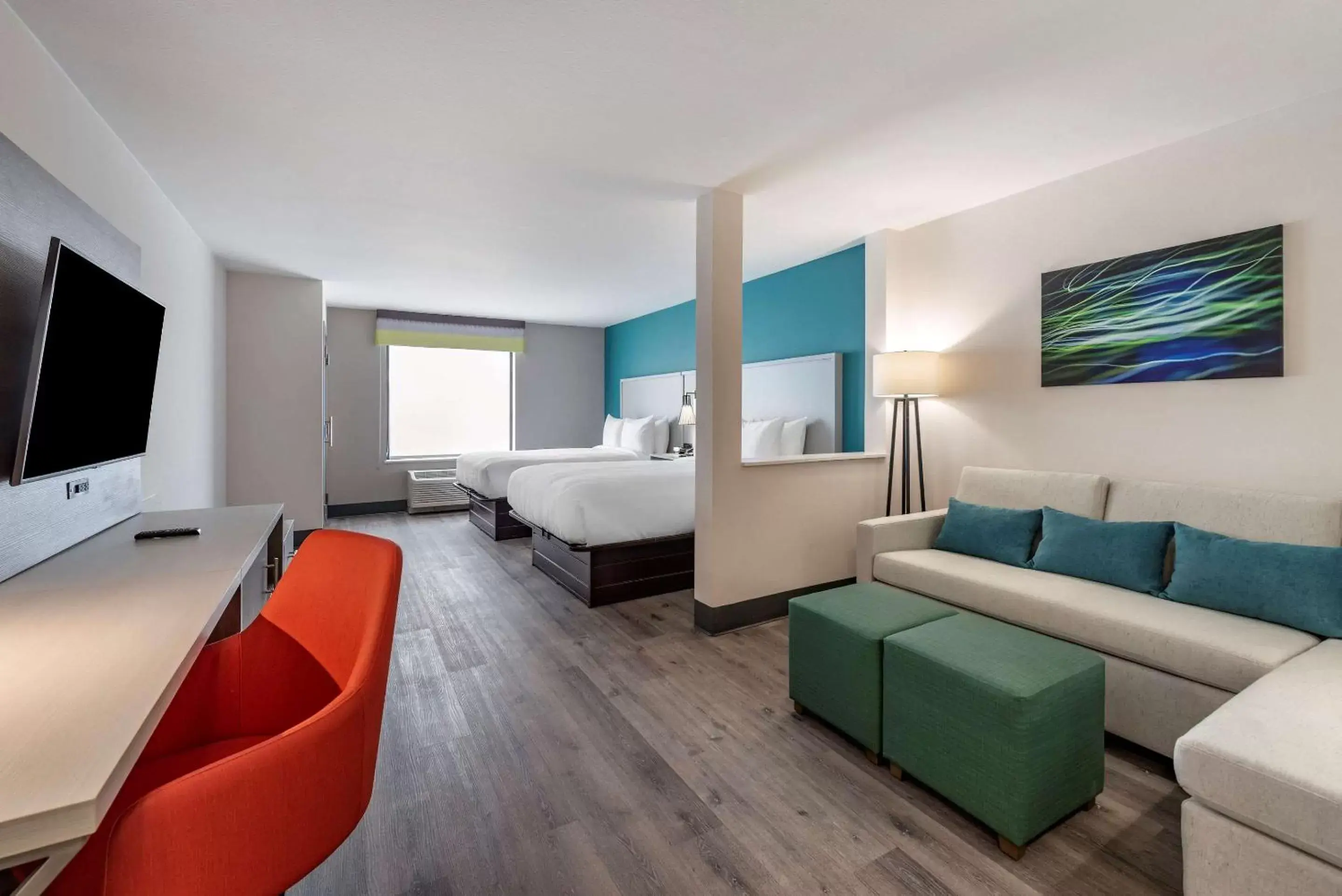 Bedroom in Comfort Suites Colorado Springs East -Medical Center Area