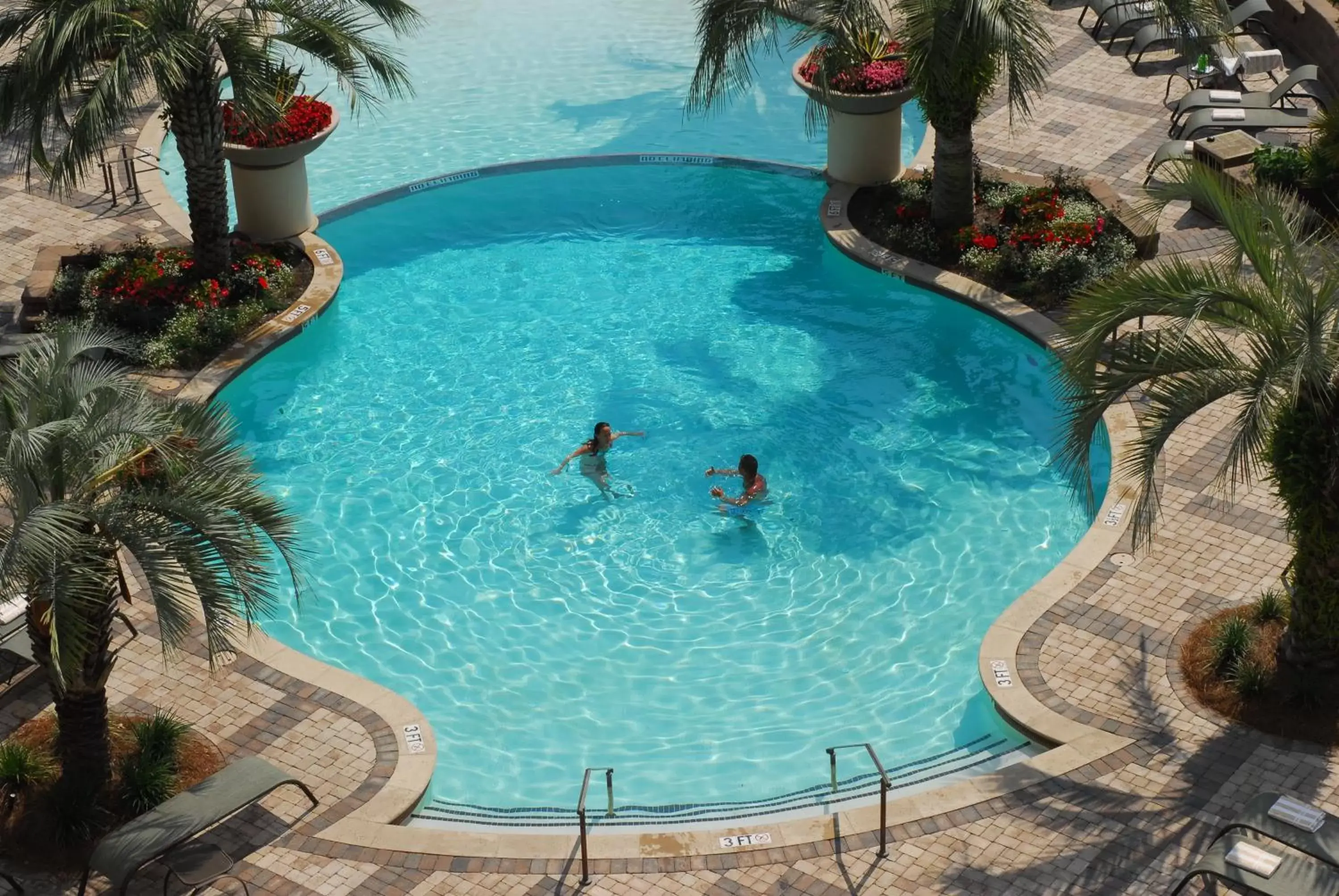 Spring, Swimming Pool in Marina Inn at Grande Dunes