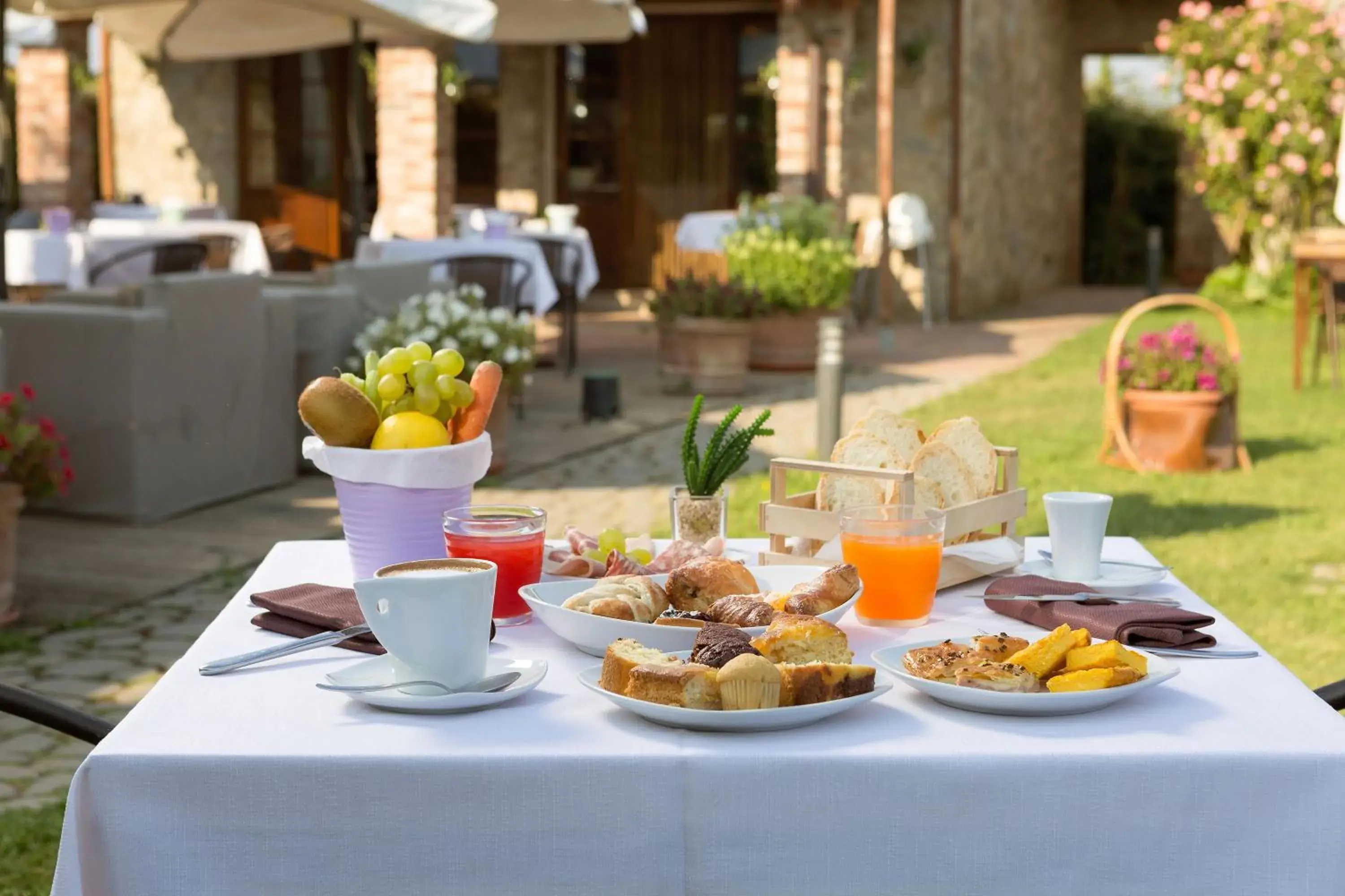 Breakfast in Hotel Le Capanne