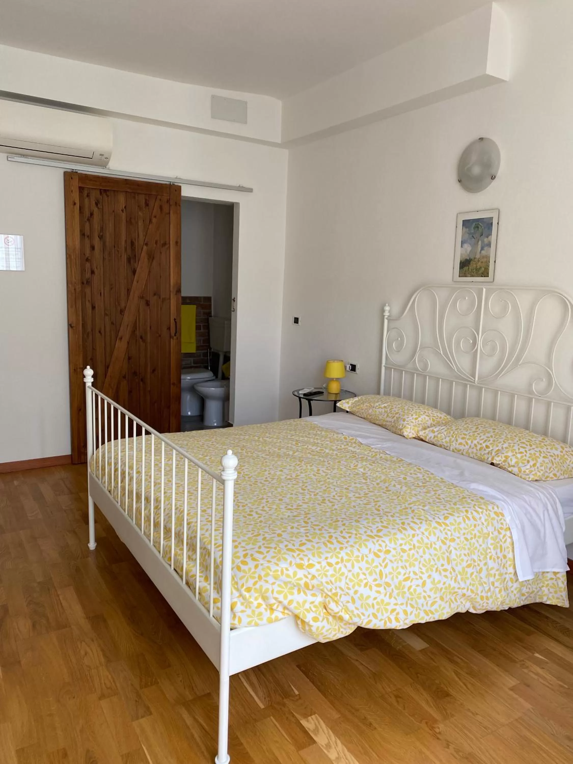 Bed in B&B DORMIRE DAI GRIMALDI