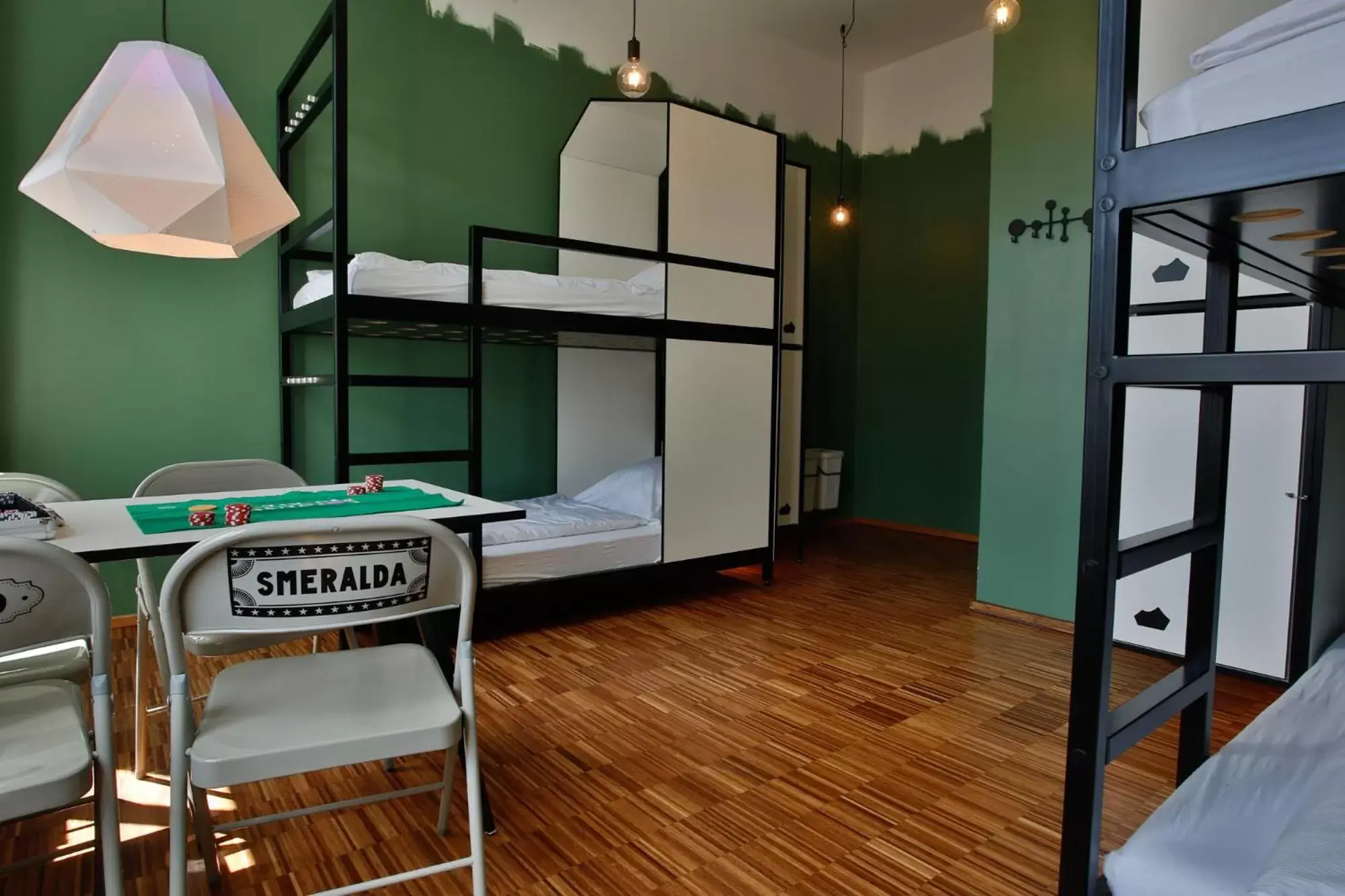 Bedroom, Bunk Bed in The Circus Hostel