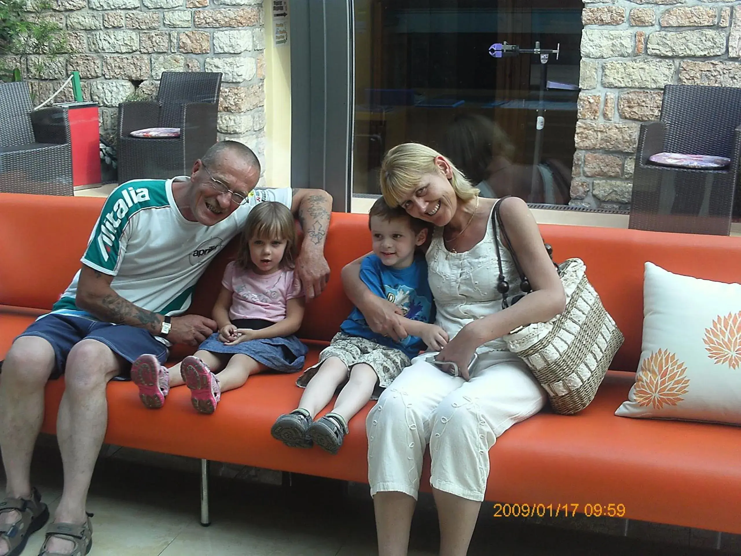 group of guests, Family in Beach Hotel Du Lac Malcesine