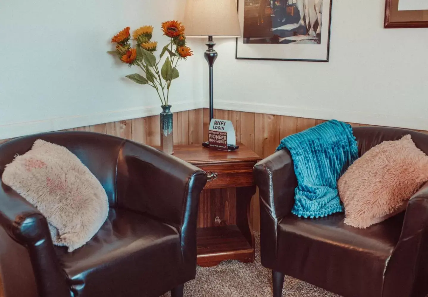 Seating Area in Pioneer Inn Downtown