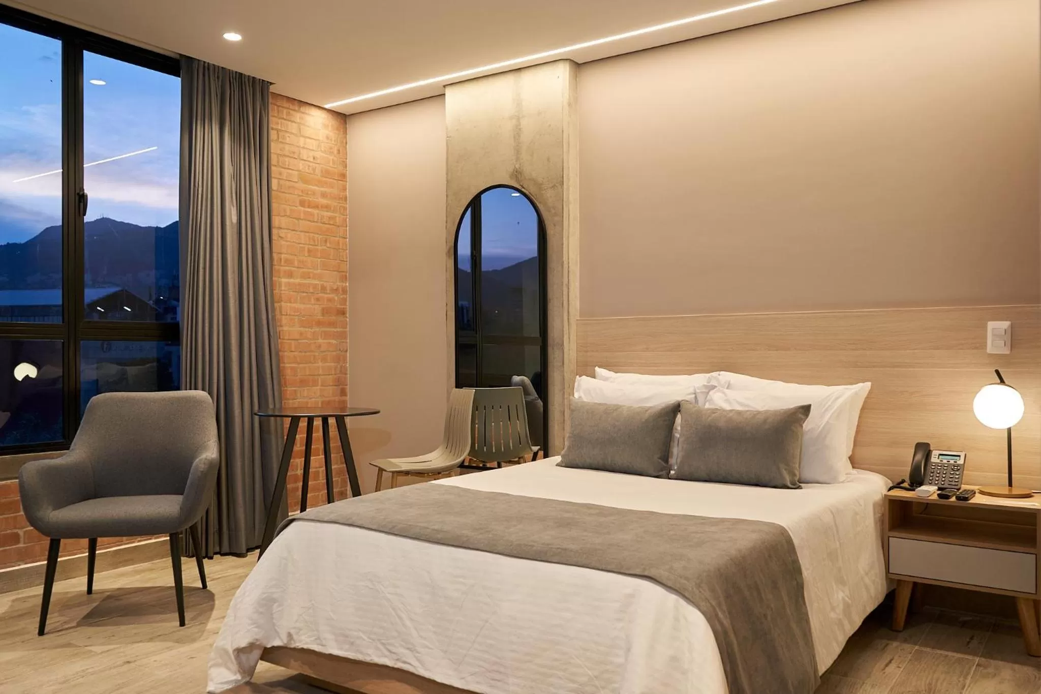 Bedroom, Bed in Eutopiq Hotel