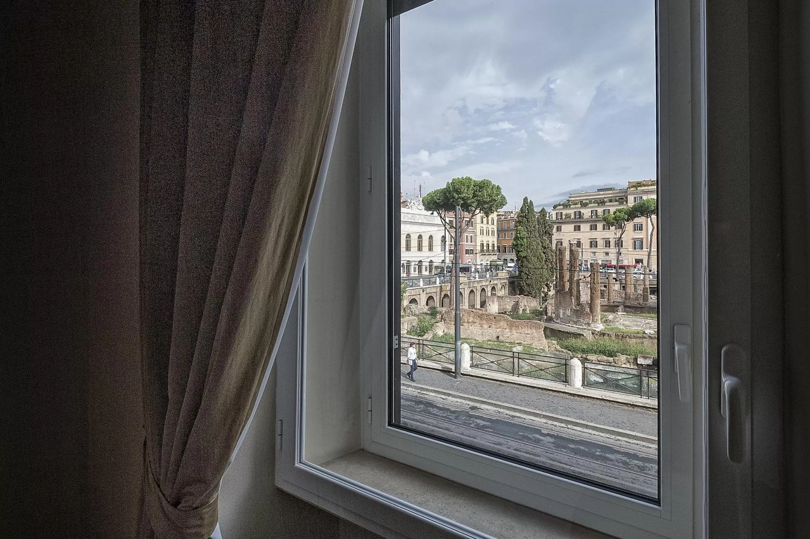 City view in Little Queen Suite