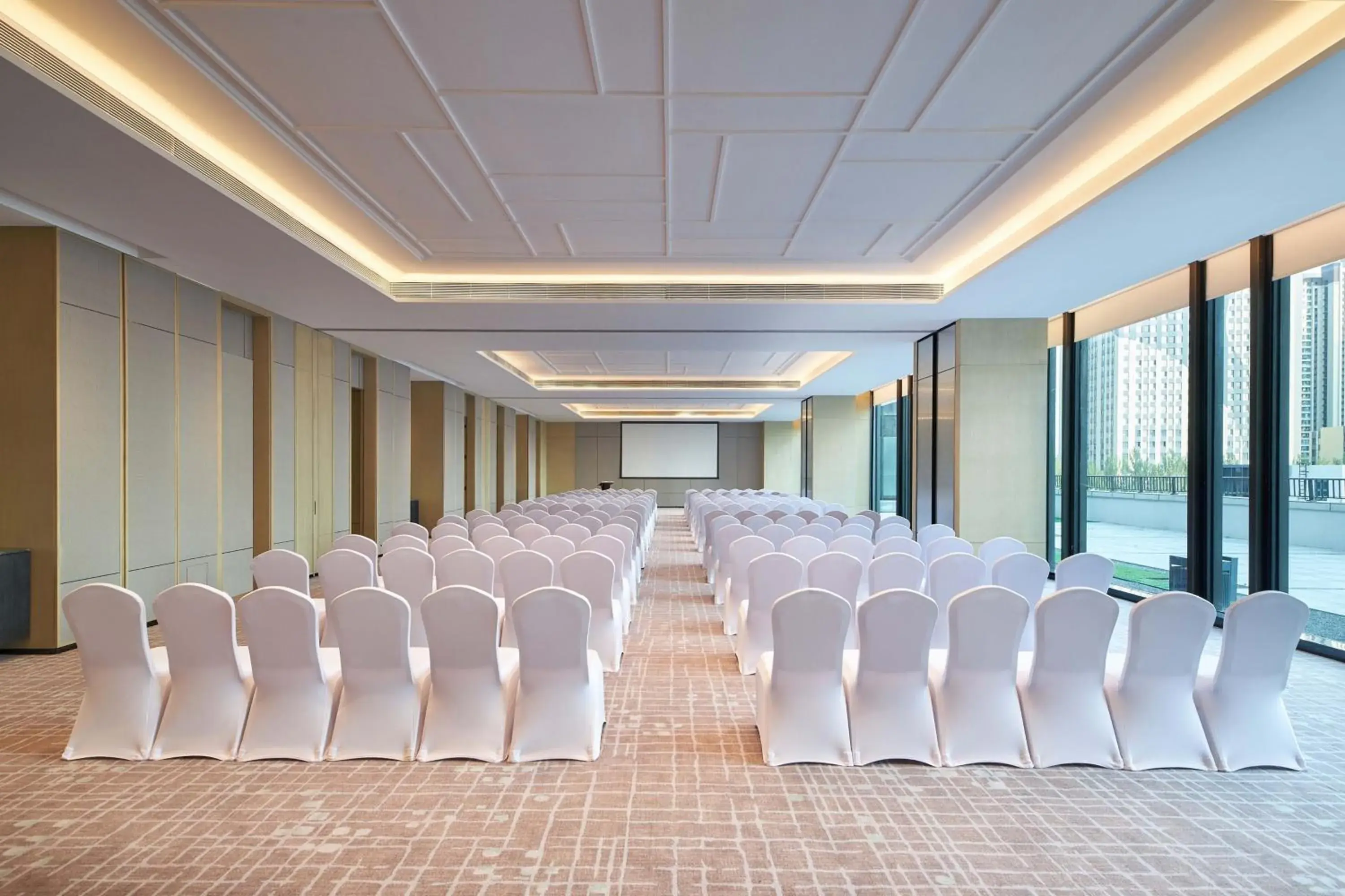 Meeting/conference room in Courtyard by Marriott Changchun