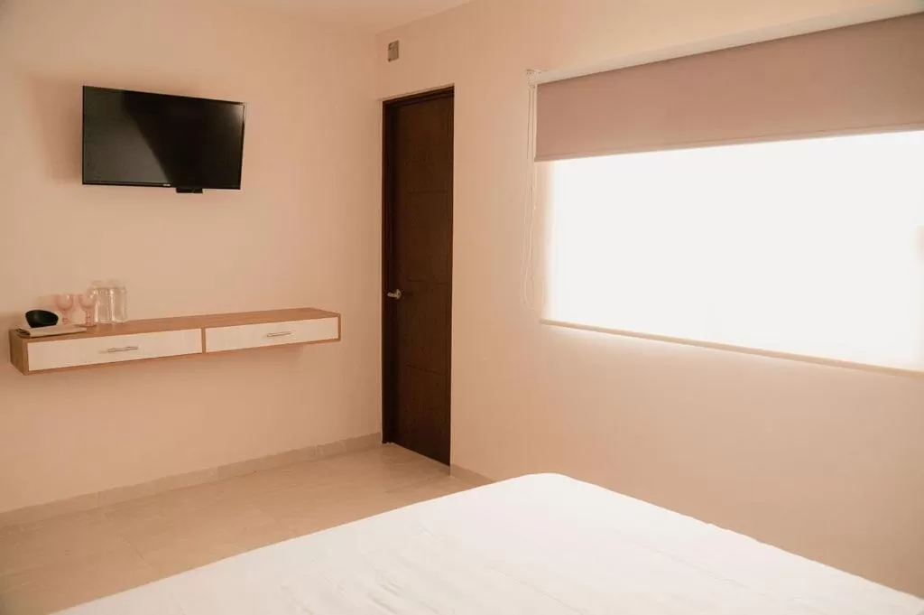TV and multimedia, Bed in Hotel Fratelli