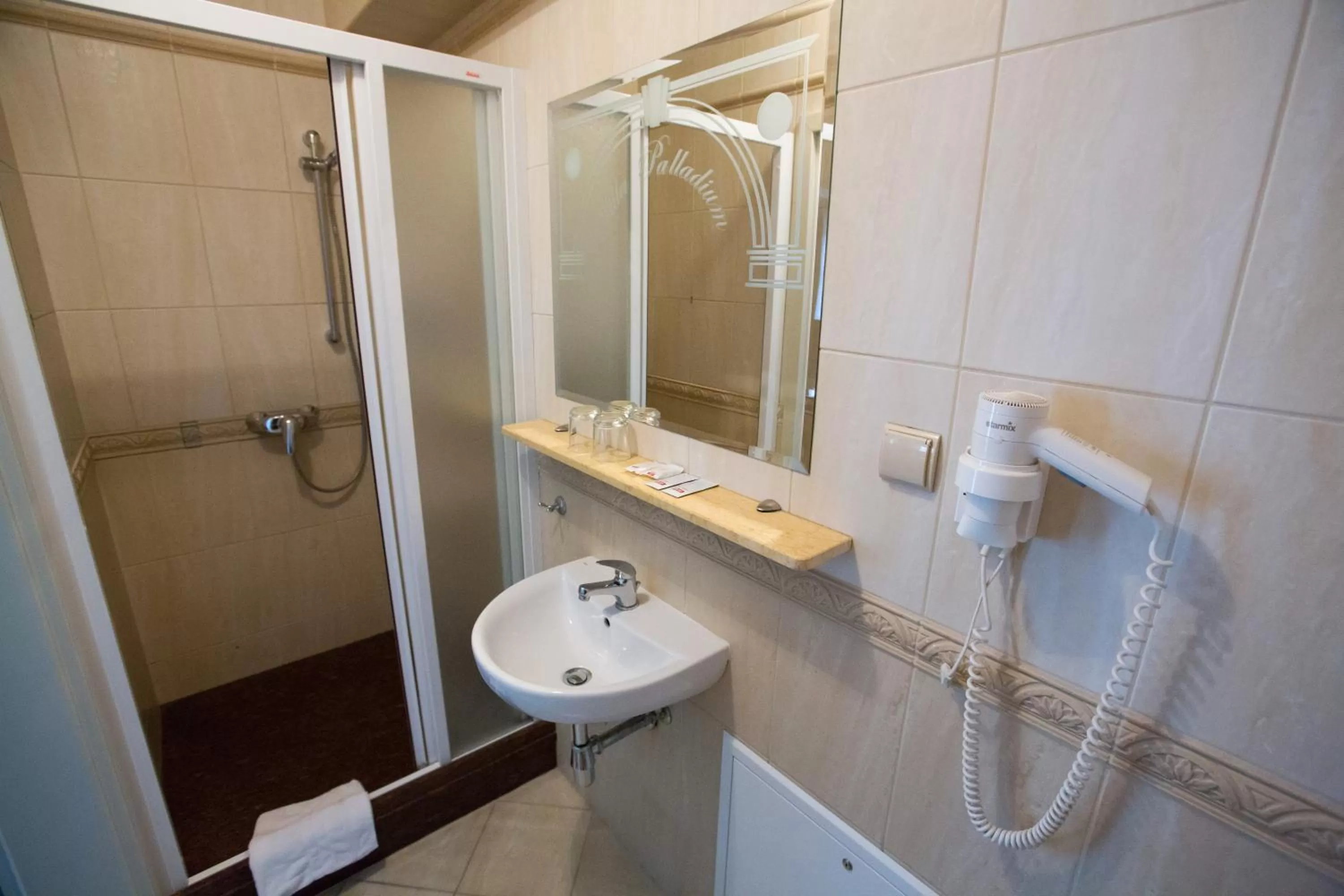 Bathroom in Villa Palladium