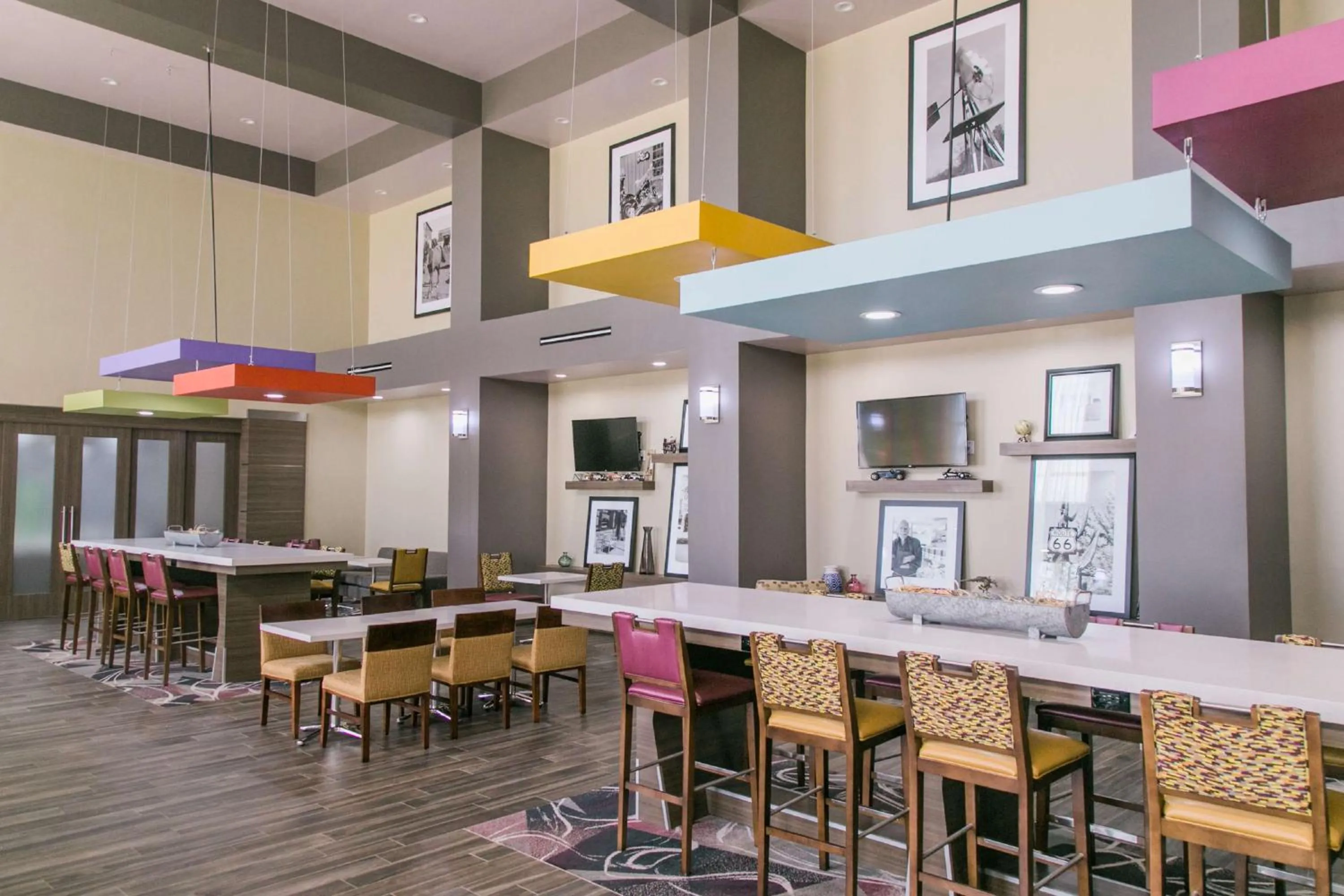 Dining area in Hampton Inn & Suites Amarillo East