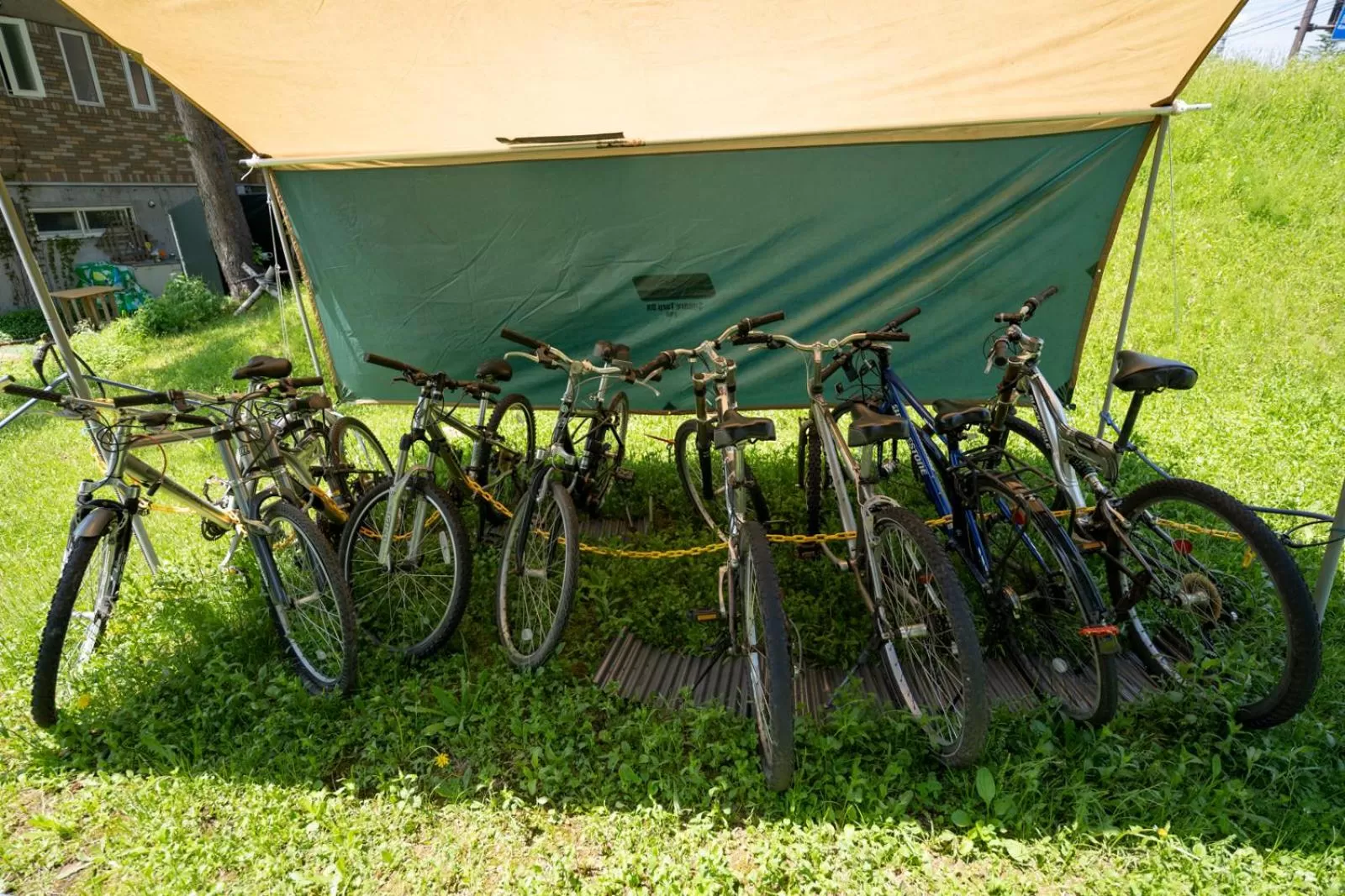 Day in Country Inn Milky House