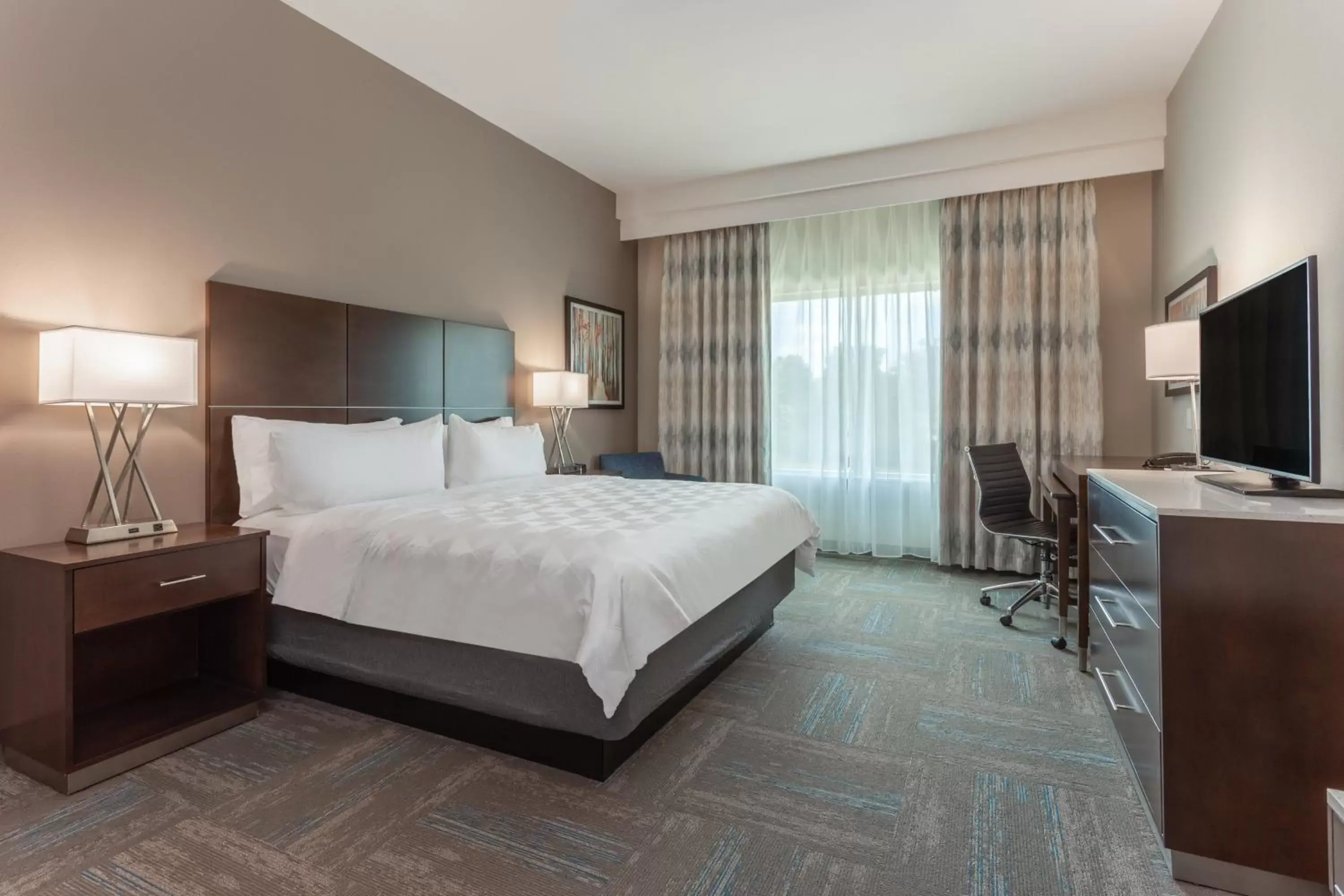 Photo of the whole room in Holiday Inn & Suites - Jefferson City, an IHG Hotel
