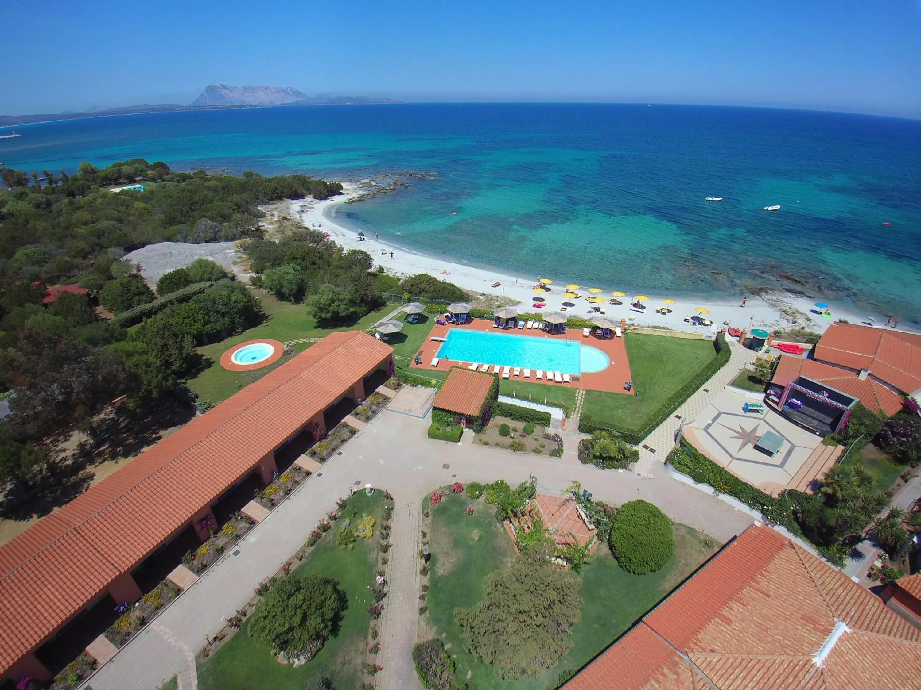 Pool view, Bird's-eye View in Hotel L'Esagono