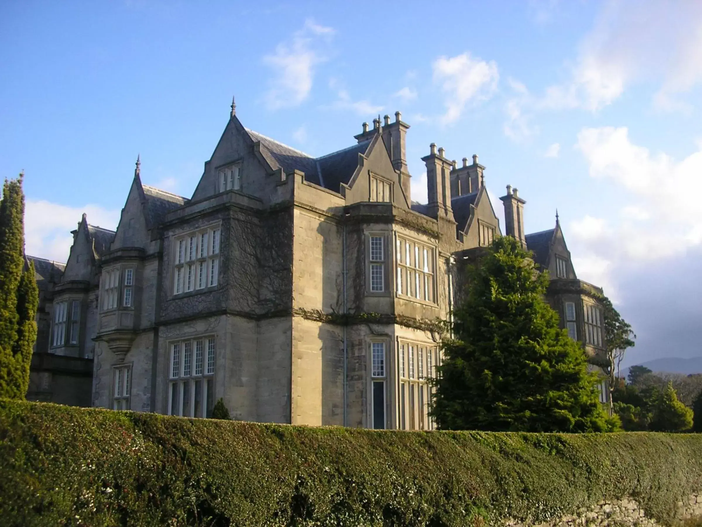 Cycling, Property Building in Killarney Randles Hotel