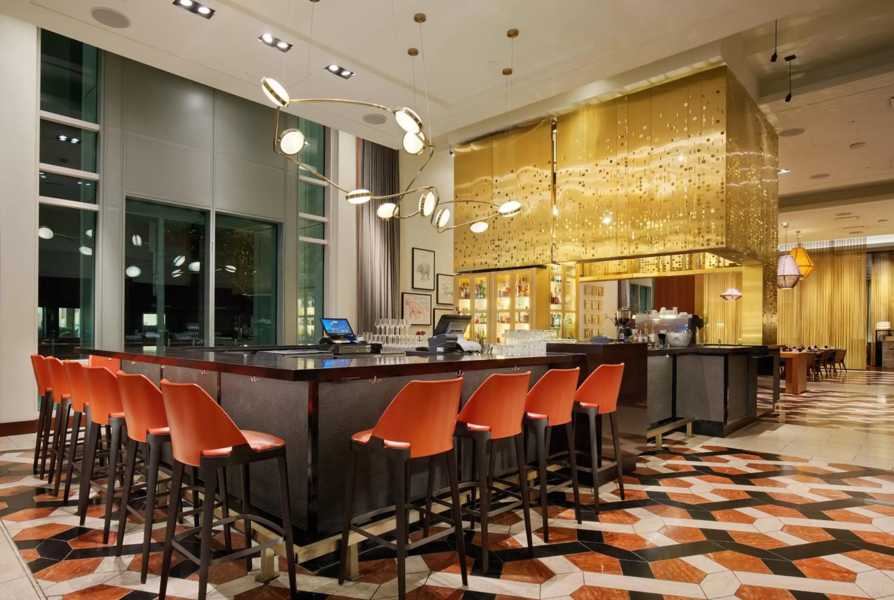 Lounge or bar in InterContinental San Francisco by IHG Lounge or bar in InterContinental San Francisco by IHG