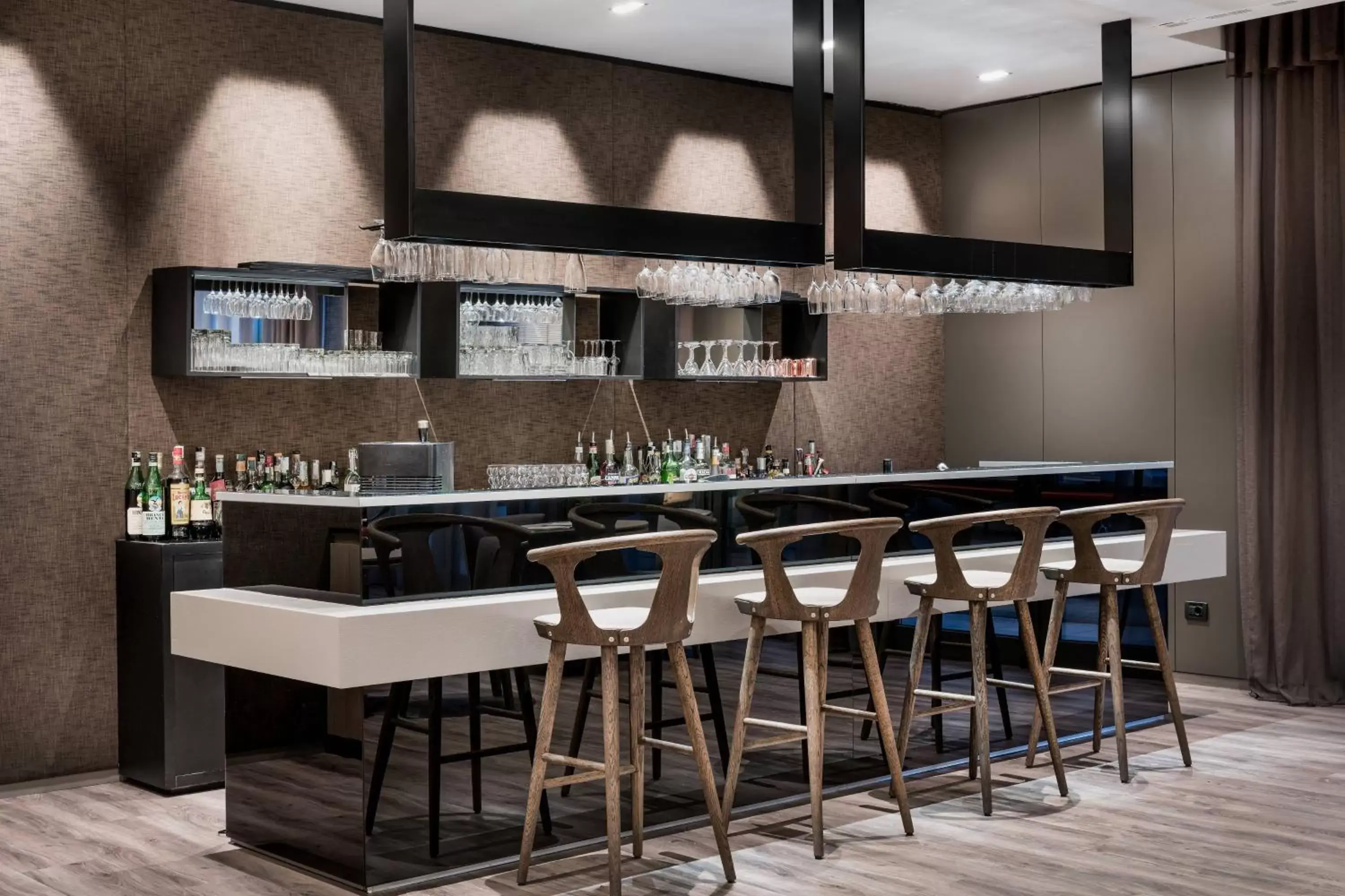 Lounge or bar in AC Hotel Bologna by Marriott