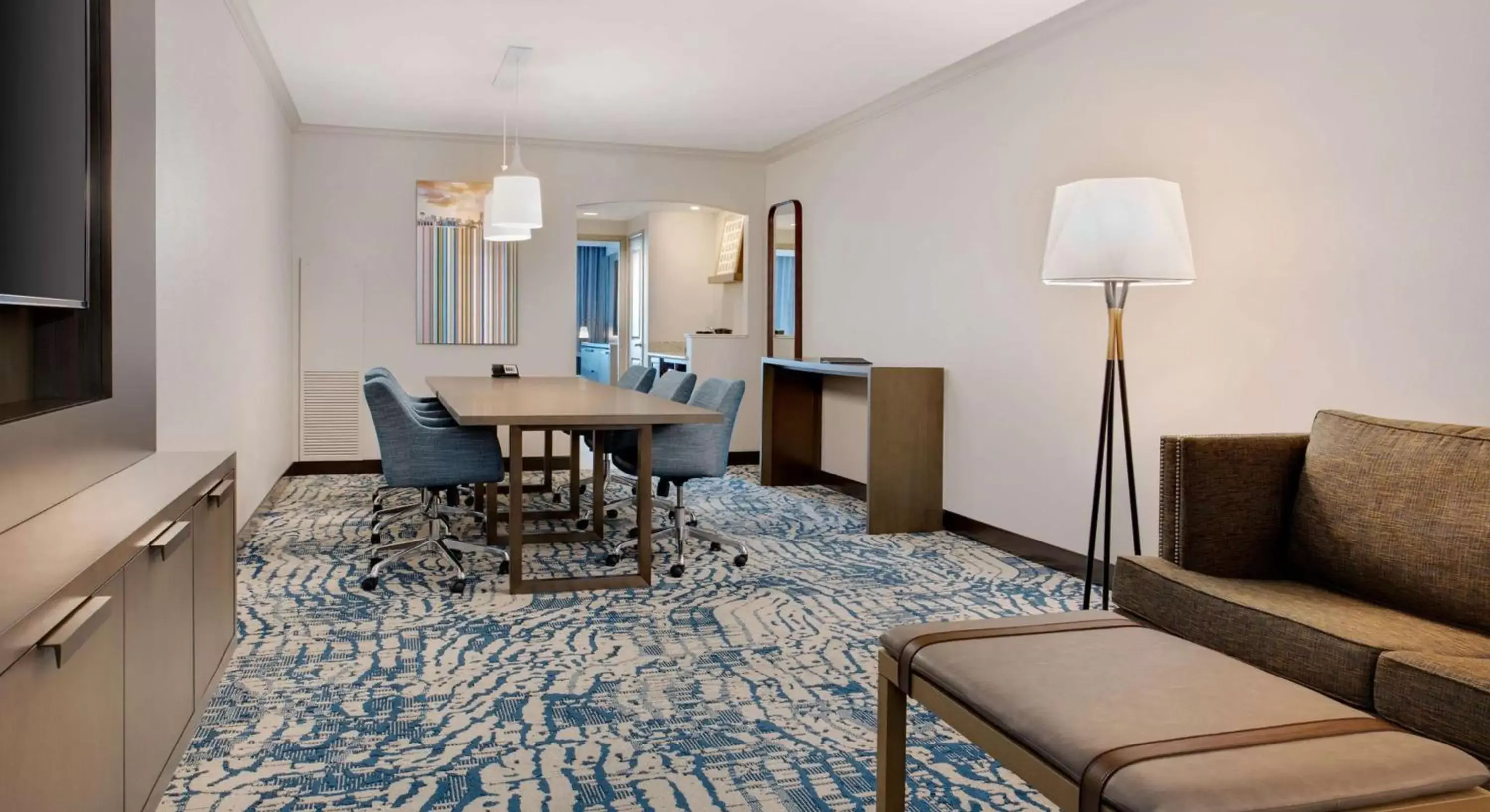 Bedroom, Seating Area in Embassy Suites by Hilton Tampa Downtown Convention Center
