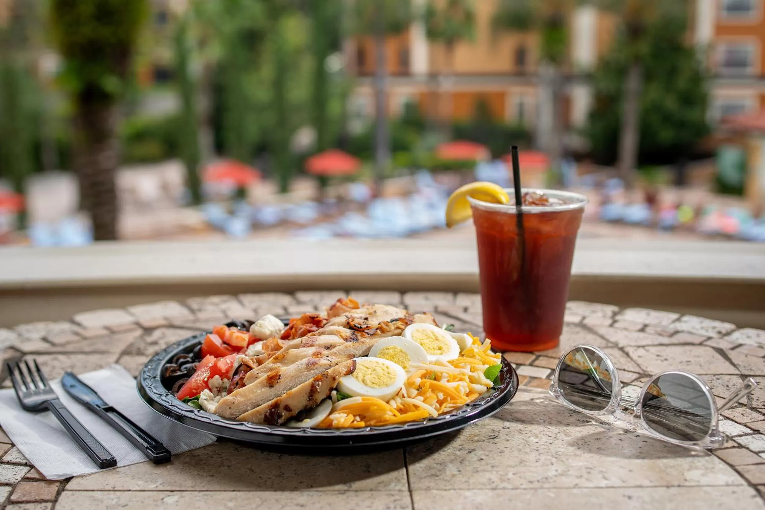 Food and drinks in Floridays Orlando Two & Three Bed Rooms Condo Resort