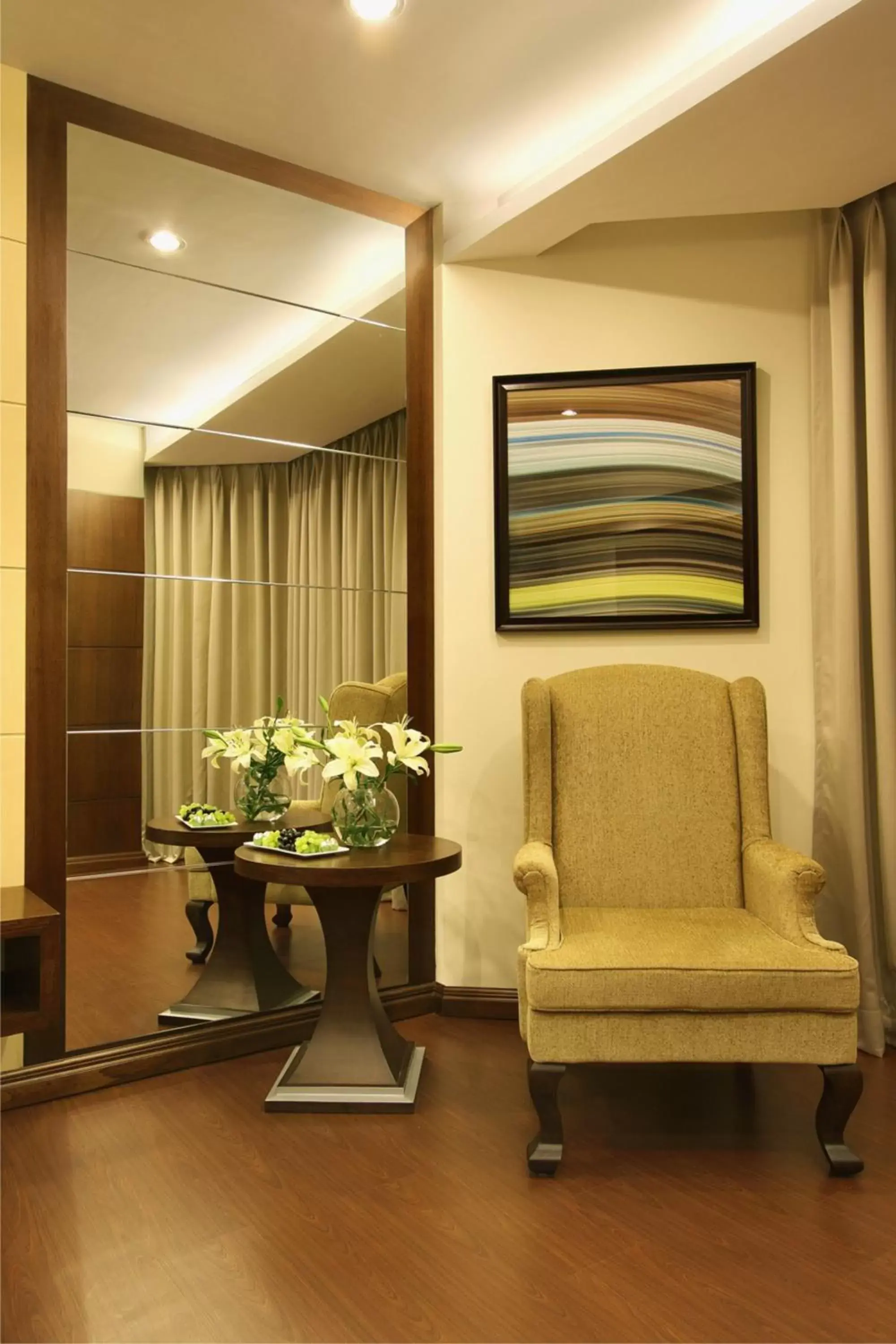 Living room, Seating Area in Hotel Express Residency Vadodara