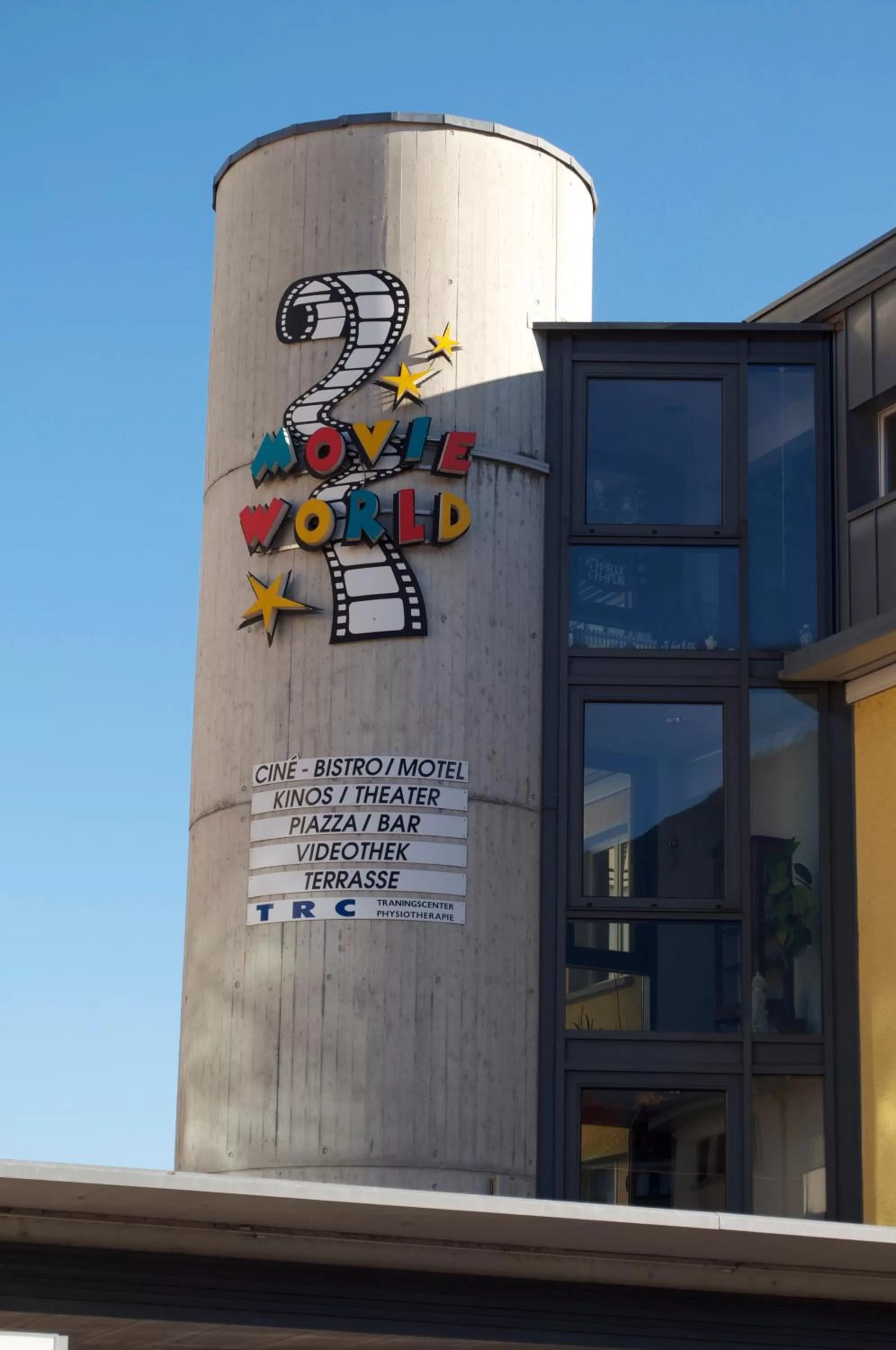 Facade/entrance in Hotel Movieworld