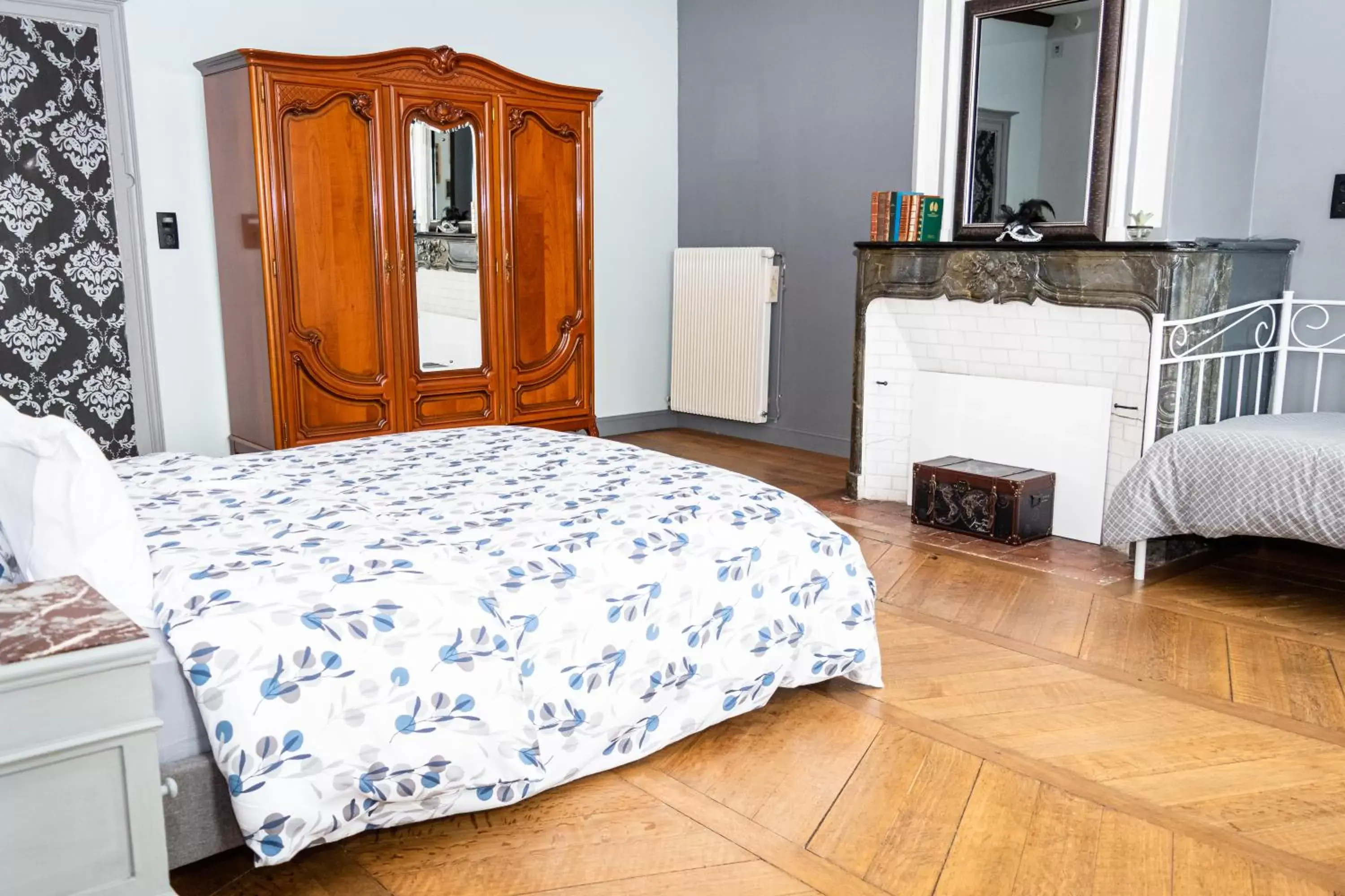 Bedroom, Bed in La Fée Maison