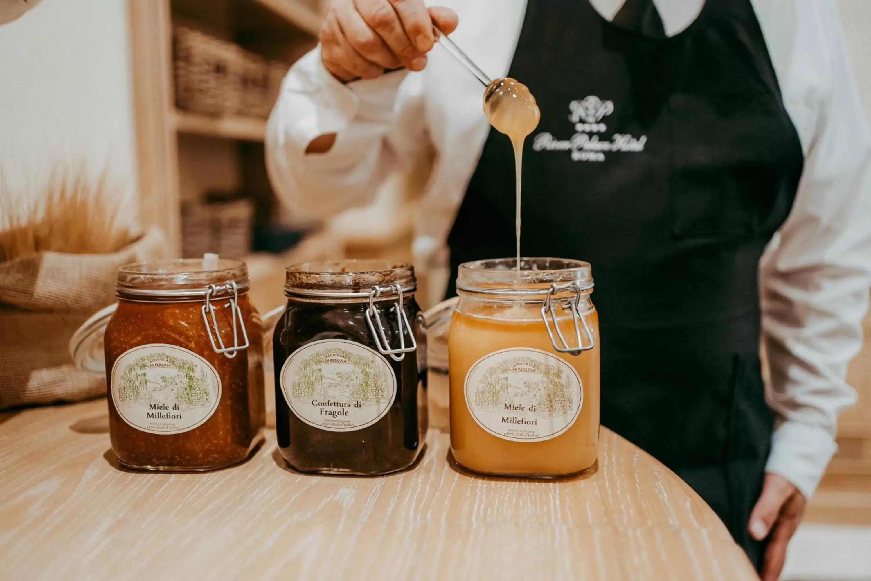 Food and drinks in River Palace Hotel Food and drinks in River Palace Hotel