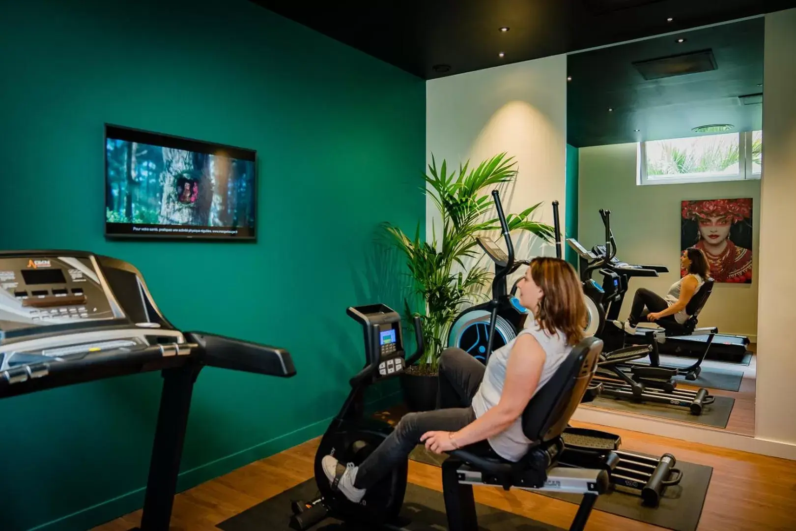 Fitness centre/facilities, Fitness Center/Facilities in Aiden by Best Western, Lorient Centre
