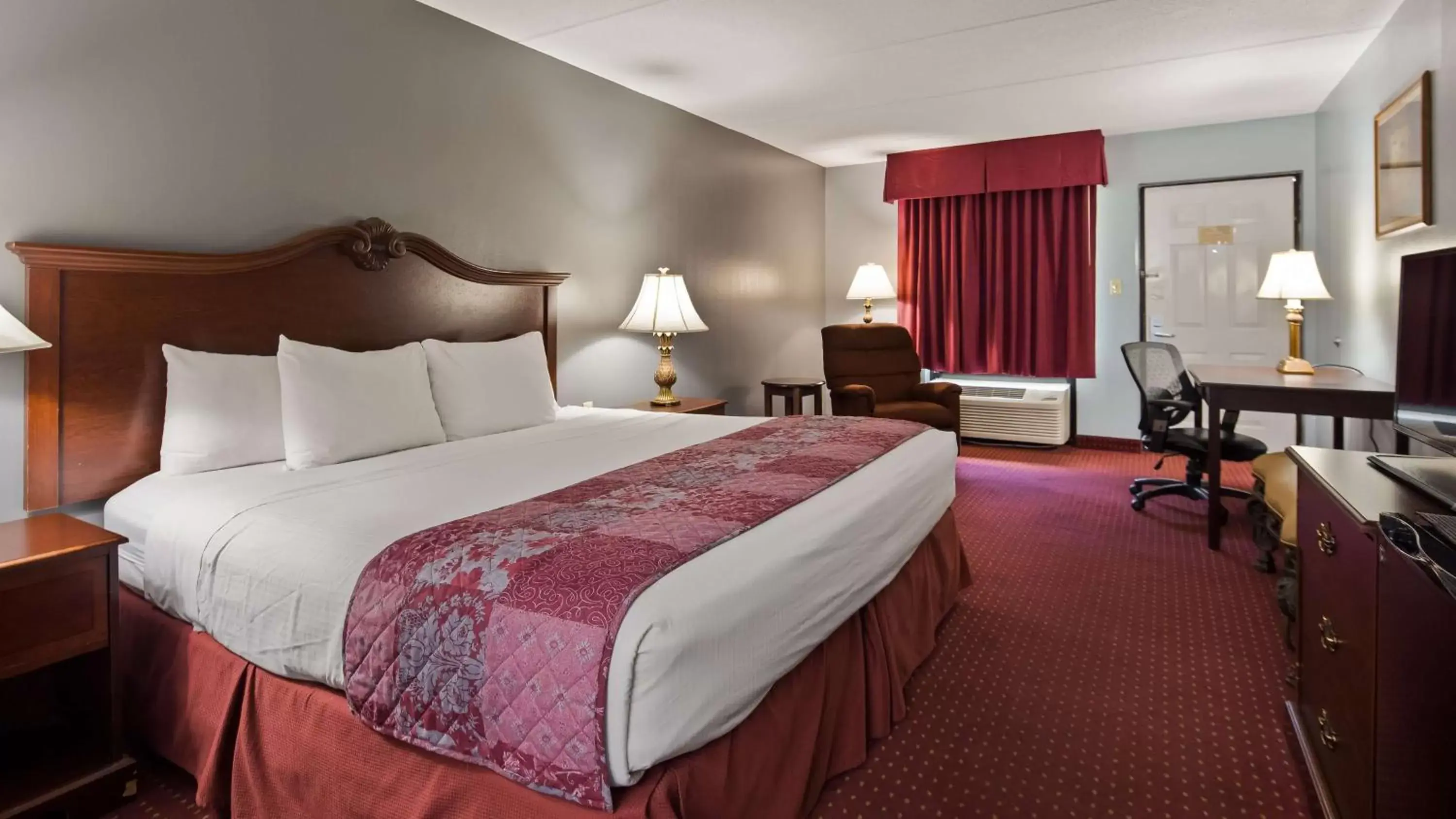 King Room - Disability Access/Smoking in Quality Inn King Room - Disability Access/Smoking in Quality Inn