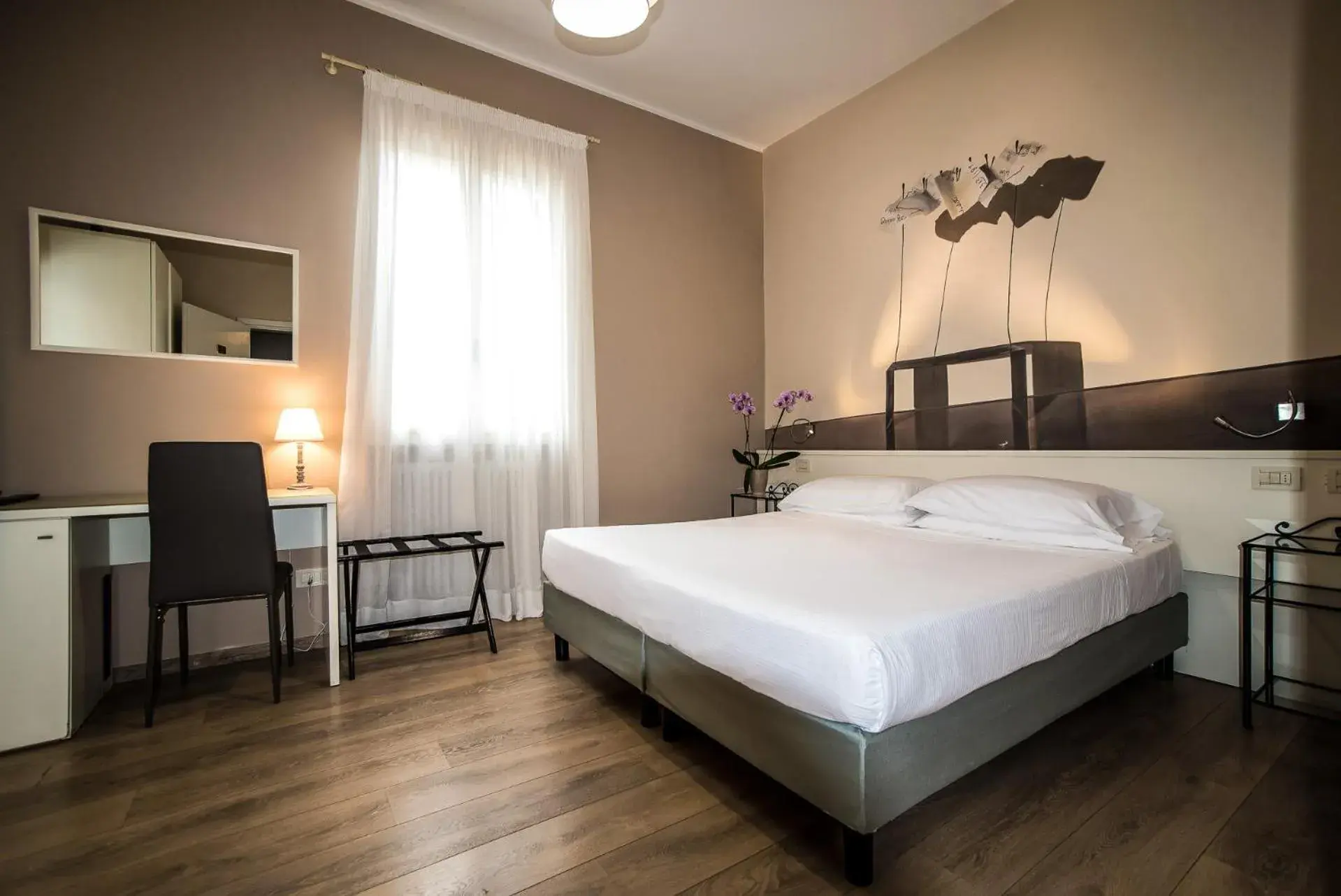 Bedroom, Bed in Hotel Ala D'Oro
