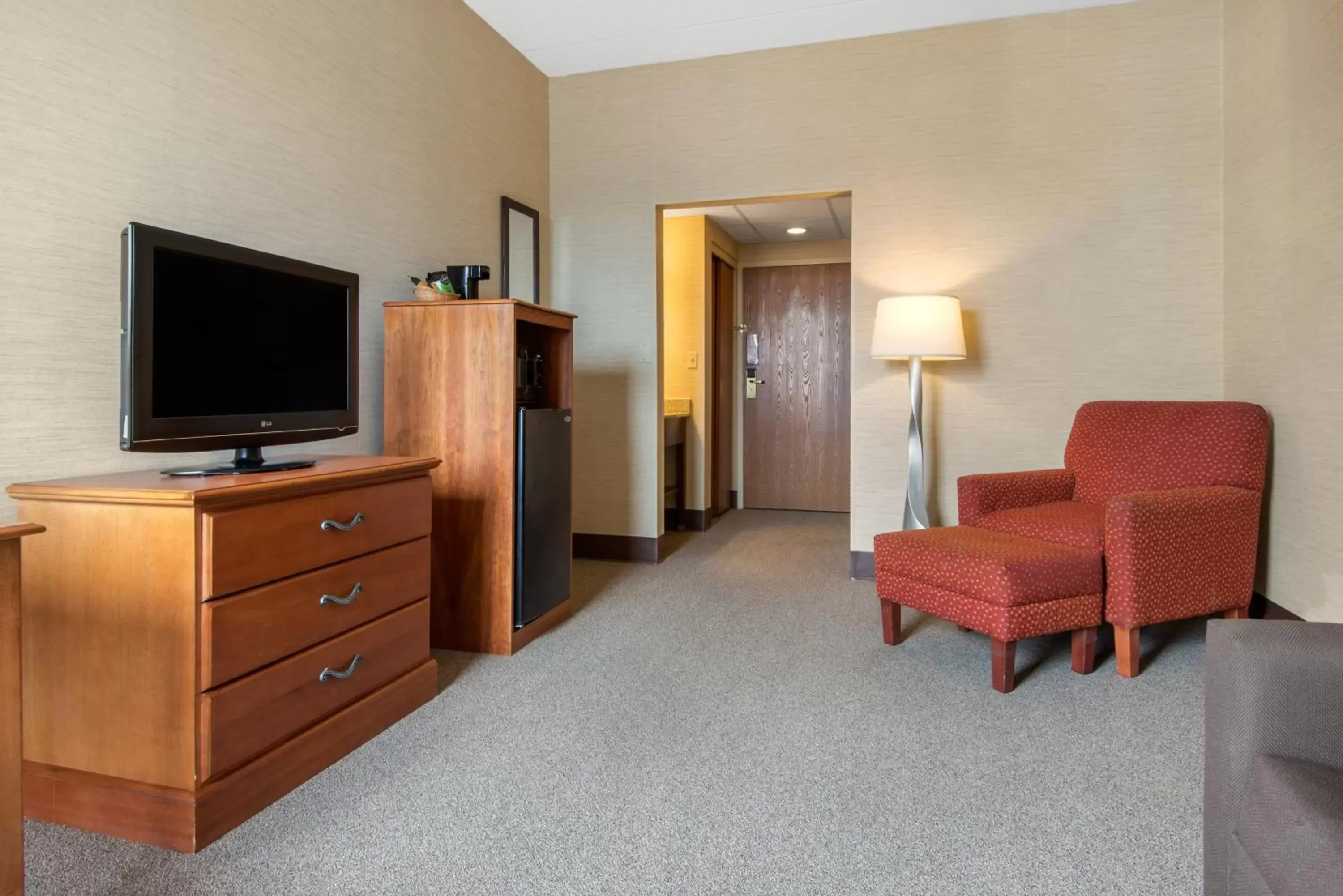 TV/Entertainment Center in Quality Inn & Suites Mansfield
