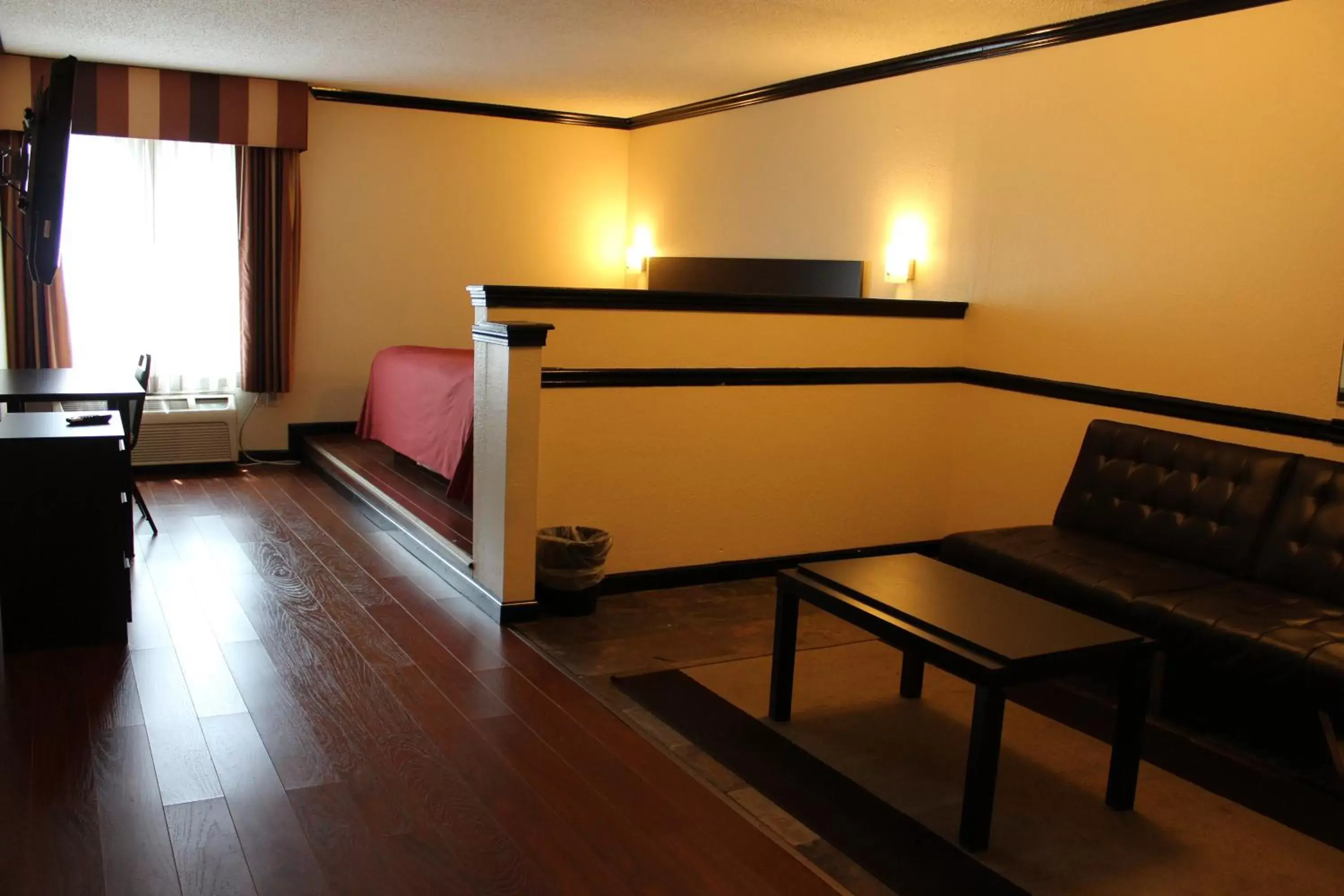Living room, Seating Area in Araamda Inn