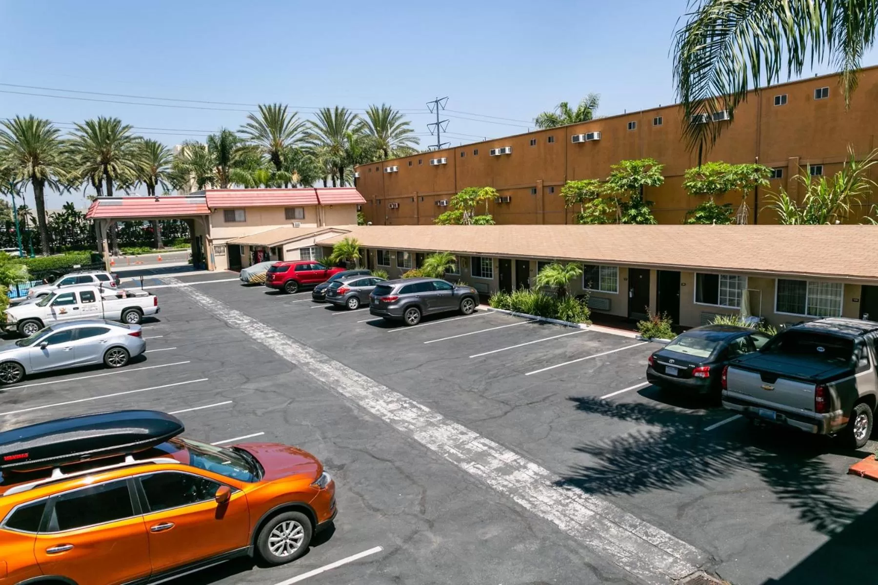 Street view in Anaheim Discovery Inn and Suites