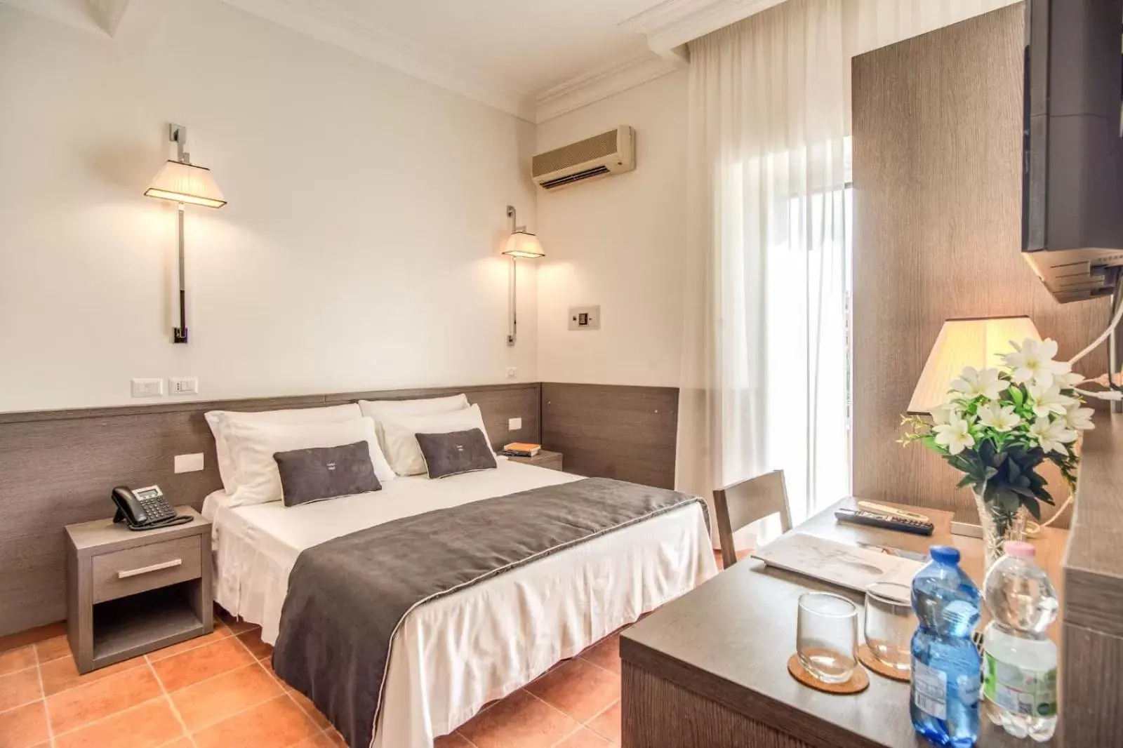 Bedroom, Bed in Hotel Mirti