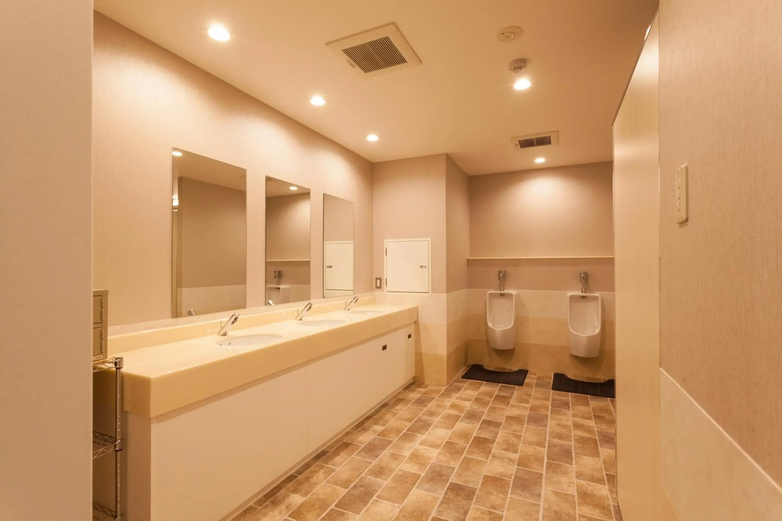 Spa and wellness centre/facilities, Bathroom in Abest Cube Naha Kokusai Street