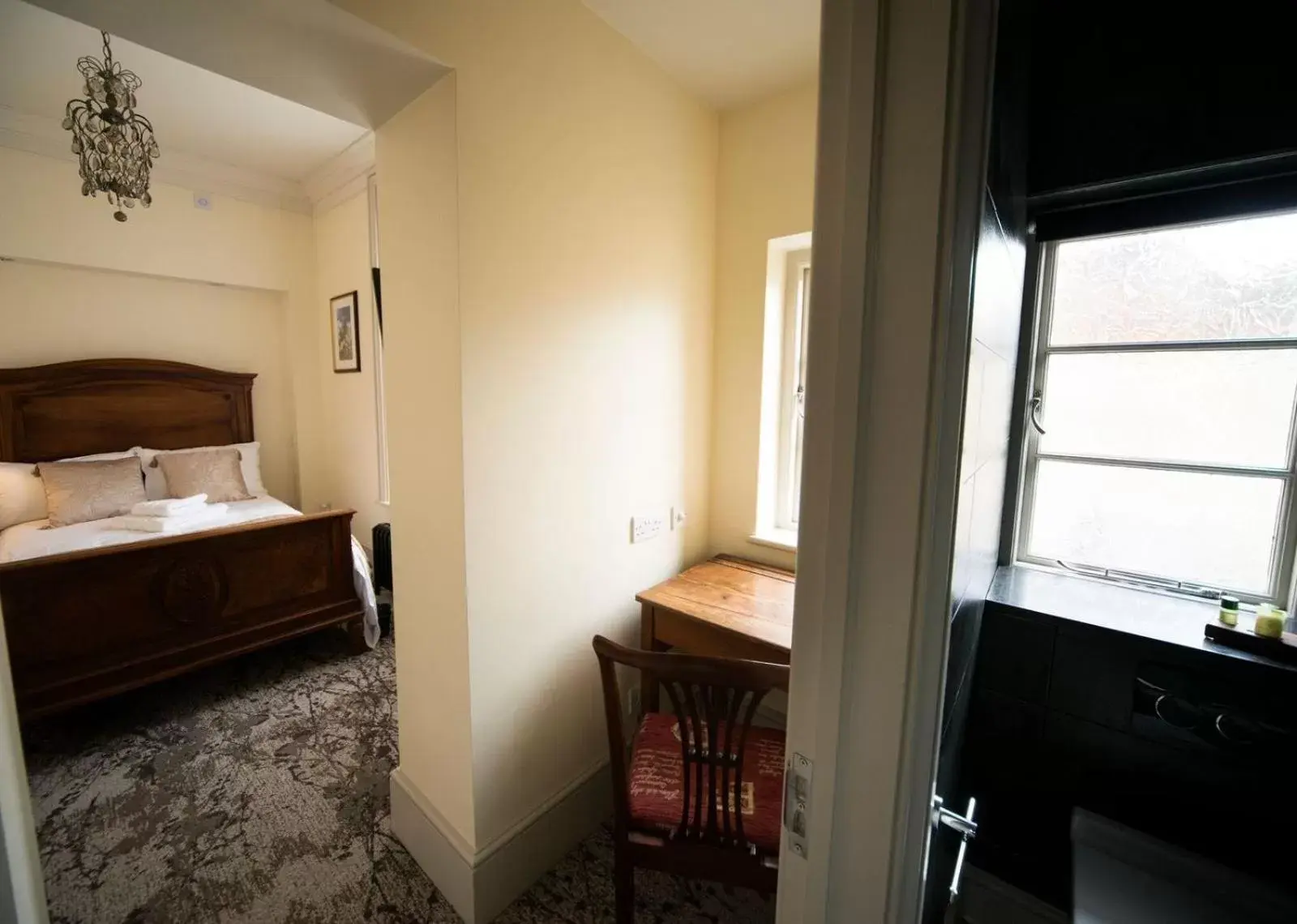 Bedroom, Bed in East Walls Hotel Bedroom, Bed in East Walls Hotel